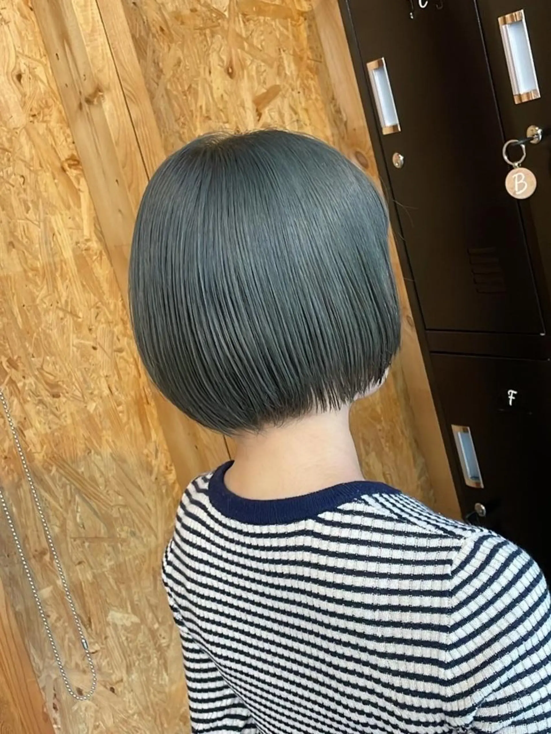 ショート ☘️ハイトーンボブ ☘️初めてのボブ💫のヘアスタイル