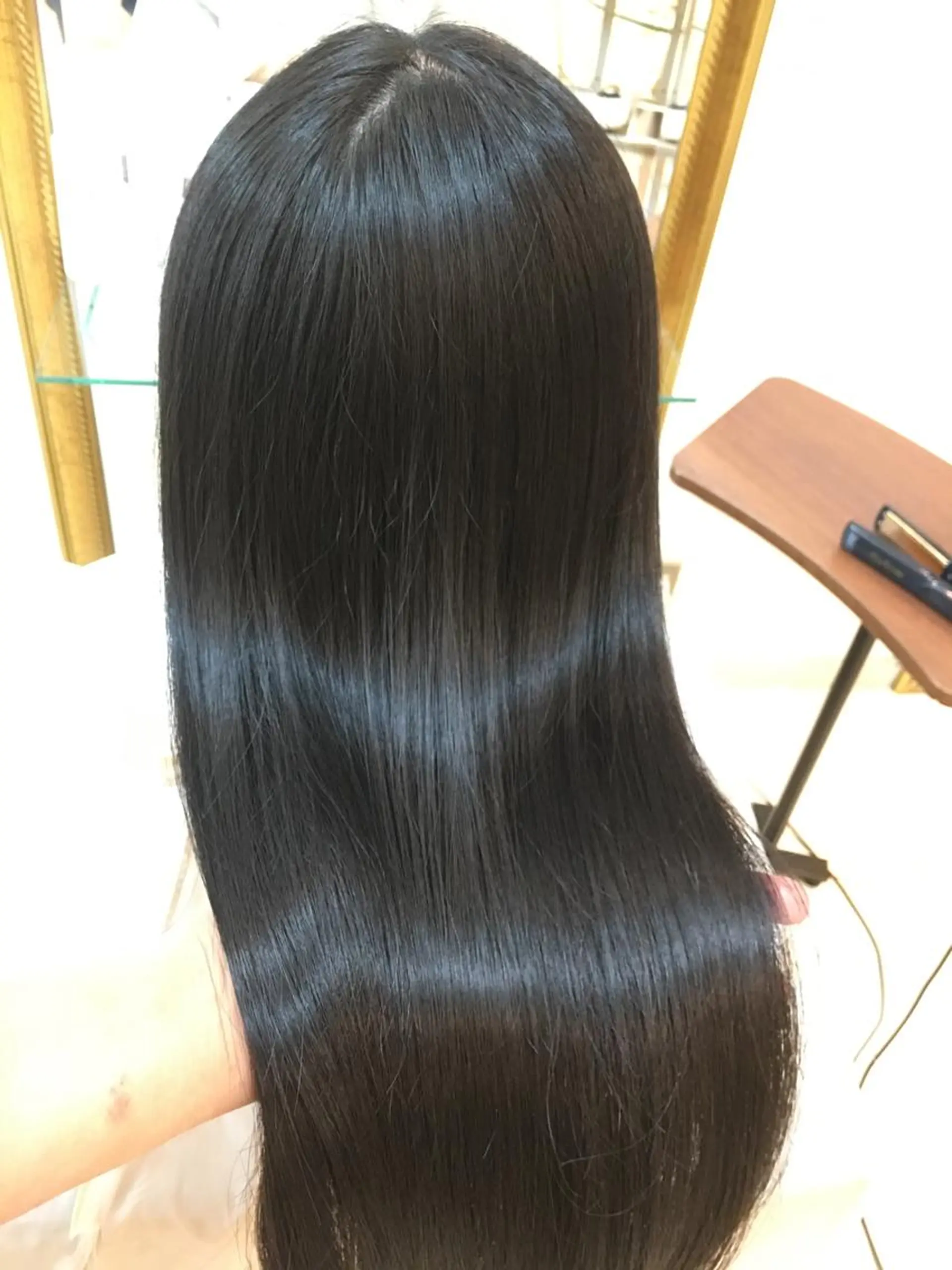 ロング カラー 縮毛矯正⭐️ TAKAHIROのヘアスタイル