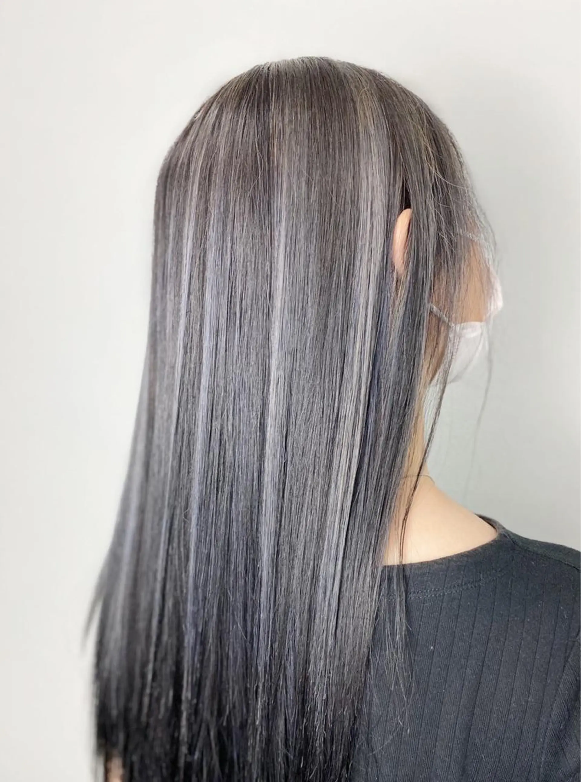 ロング カラー メンズ ブリーチ特化型✂️ ハイトーンカラー👨のヘアスタイル