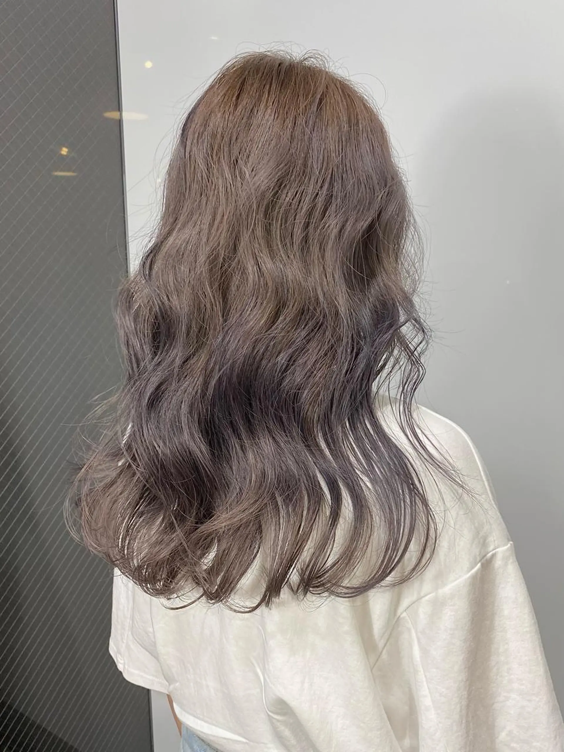 セミロング カラー ベージュカラー ブリーチ ブロンド ブロンドベージュ グレージュ Piaコータロー ハイトーン&ボブのヘアスタイル