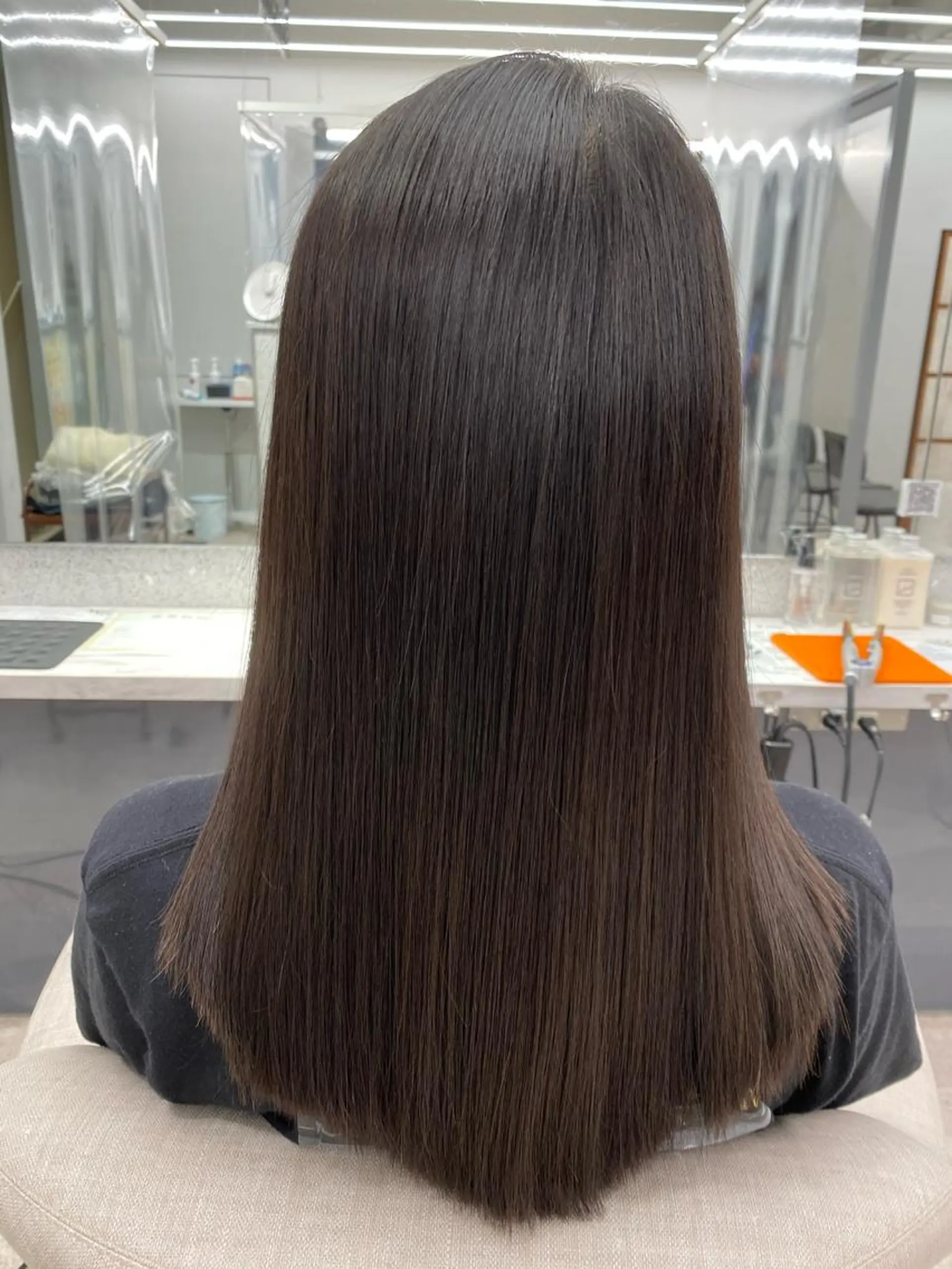 ミディアム カラー パーマ ヘアアレンジ メンズ キッズ ネイル マツエク・マツパ ヘアカラー 縮毛矯正 京都レイヤーカット/ 縮毛矯正/羽柴りくのヘアスタイル