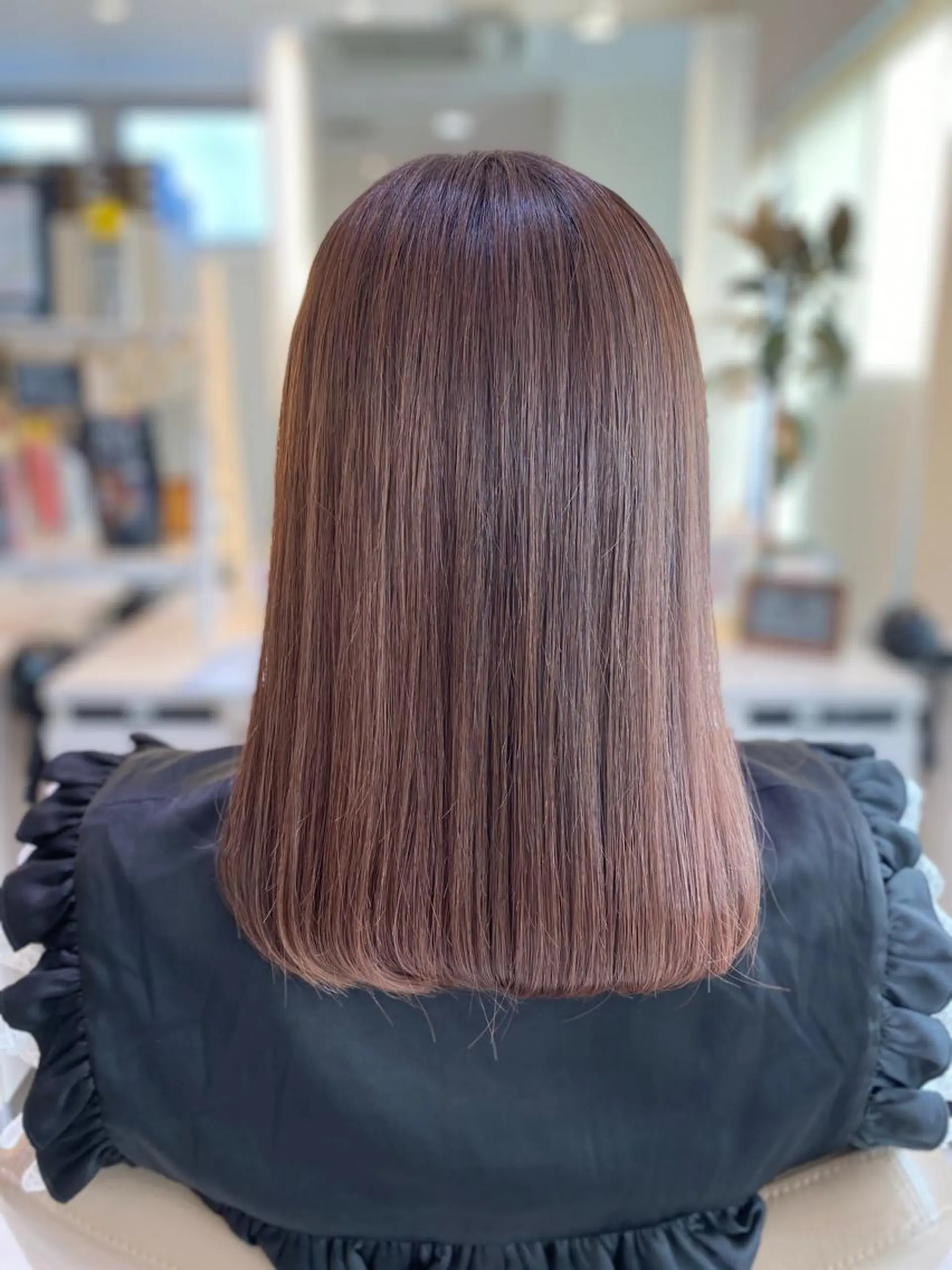 ミディアム カラー ベージュカラー ピンクカラー ピンクベージュ ヘアカラー 清藤 綾のヘアスタイル
