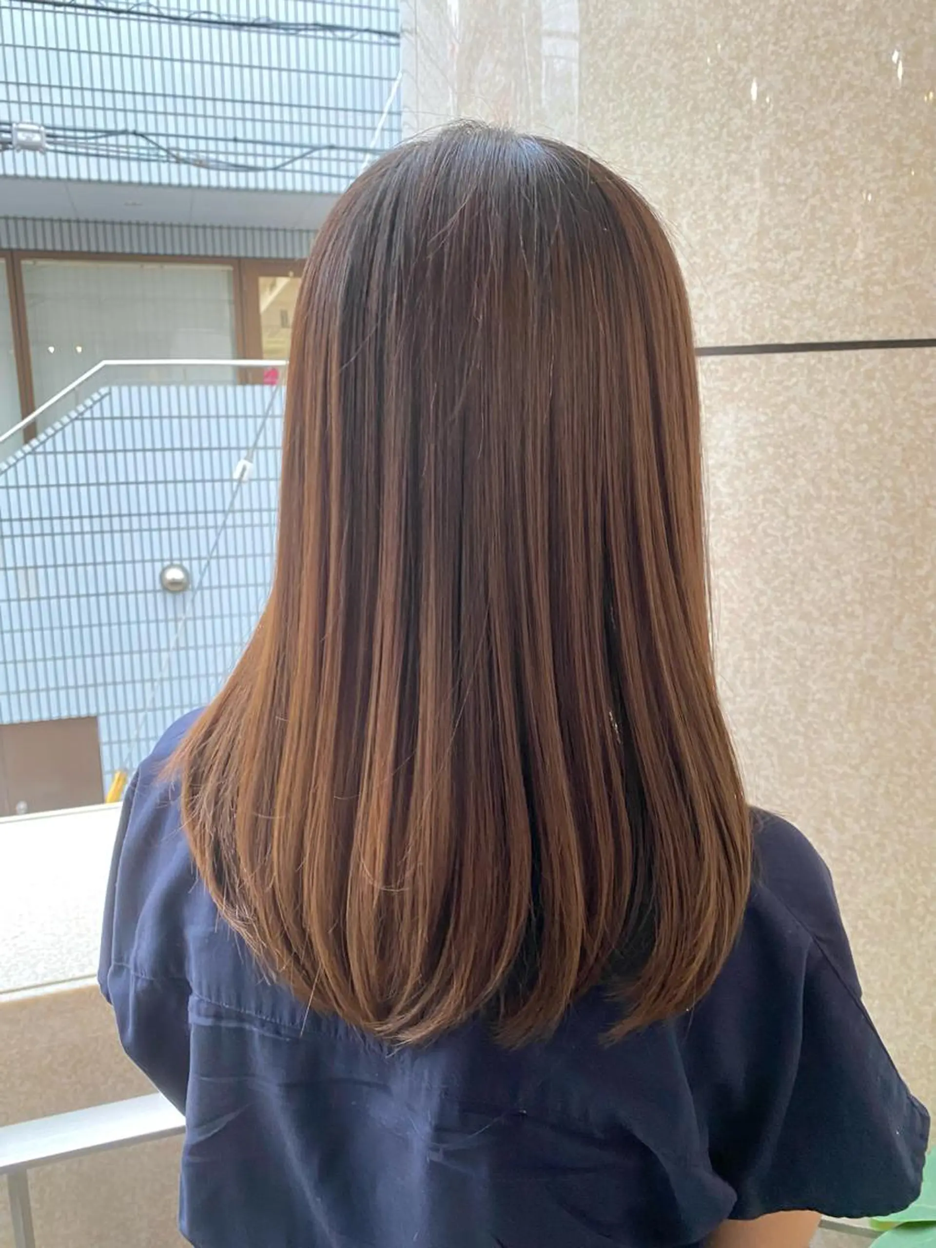 セミロング 髪質改善 トリートメント 酸熱トリートメント トリートメント 統括マネージャー/ 髪のドクター/前原悟のヘアスタイル