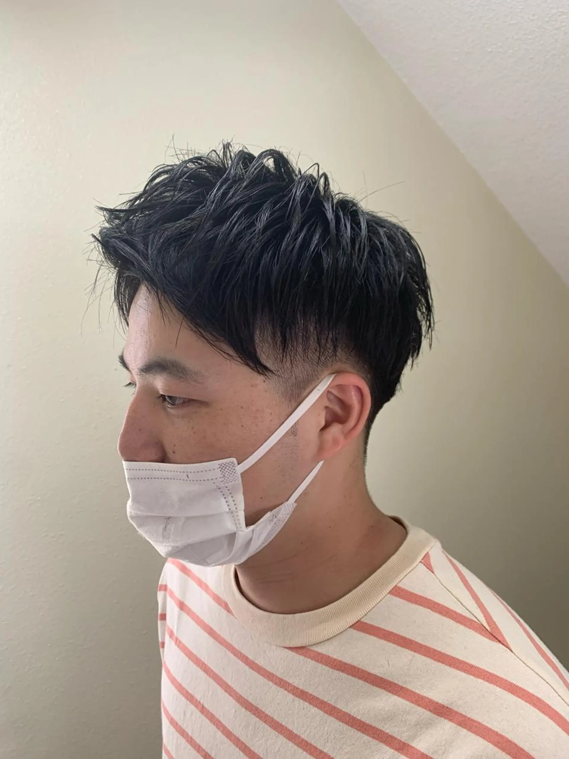 ショート パーマ メンズ ショートヘア 🫧顔まわりレイヤー カット🫧🧼白石輝のヘアスタイル