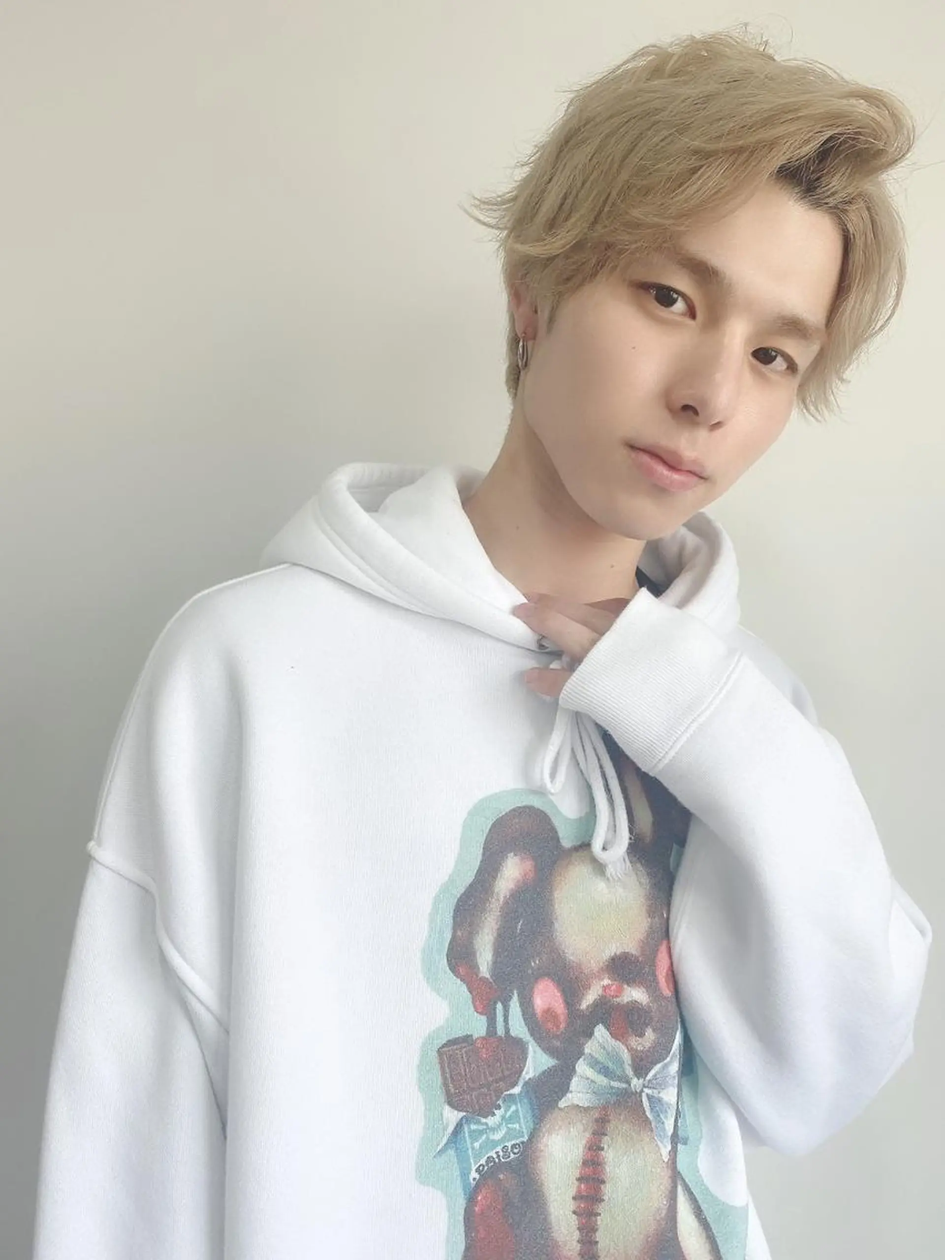 ショート メンズ カラー メンズブリーチ ブリーチ ケアブリーチ 透明感カラー イルミナカラー ⭐️迫田 ゆう⭐️のヘアスタイル