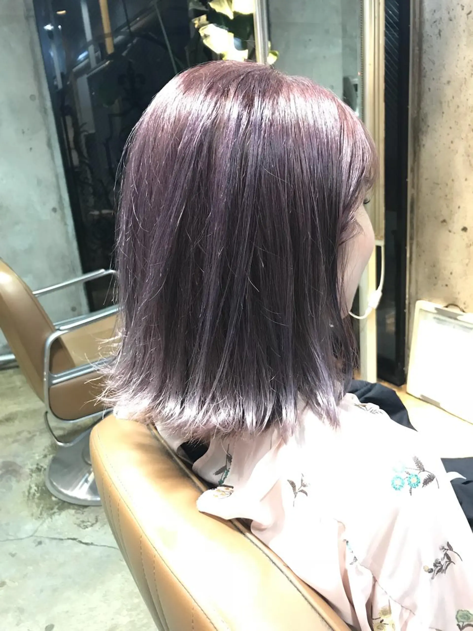 ミディアム カラー パーマ ヘアアレンジ メンズ キッズ ネイル マツエク・マツパ パープルカラー シルバー パープル シルバー サロンドミルク 原宿のヘアスタイル