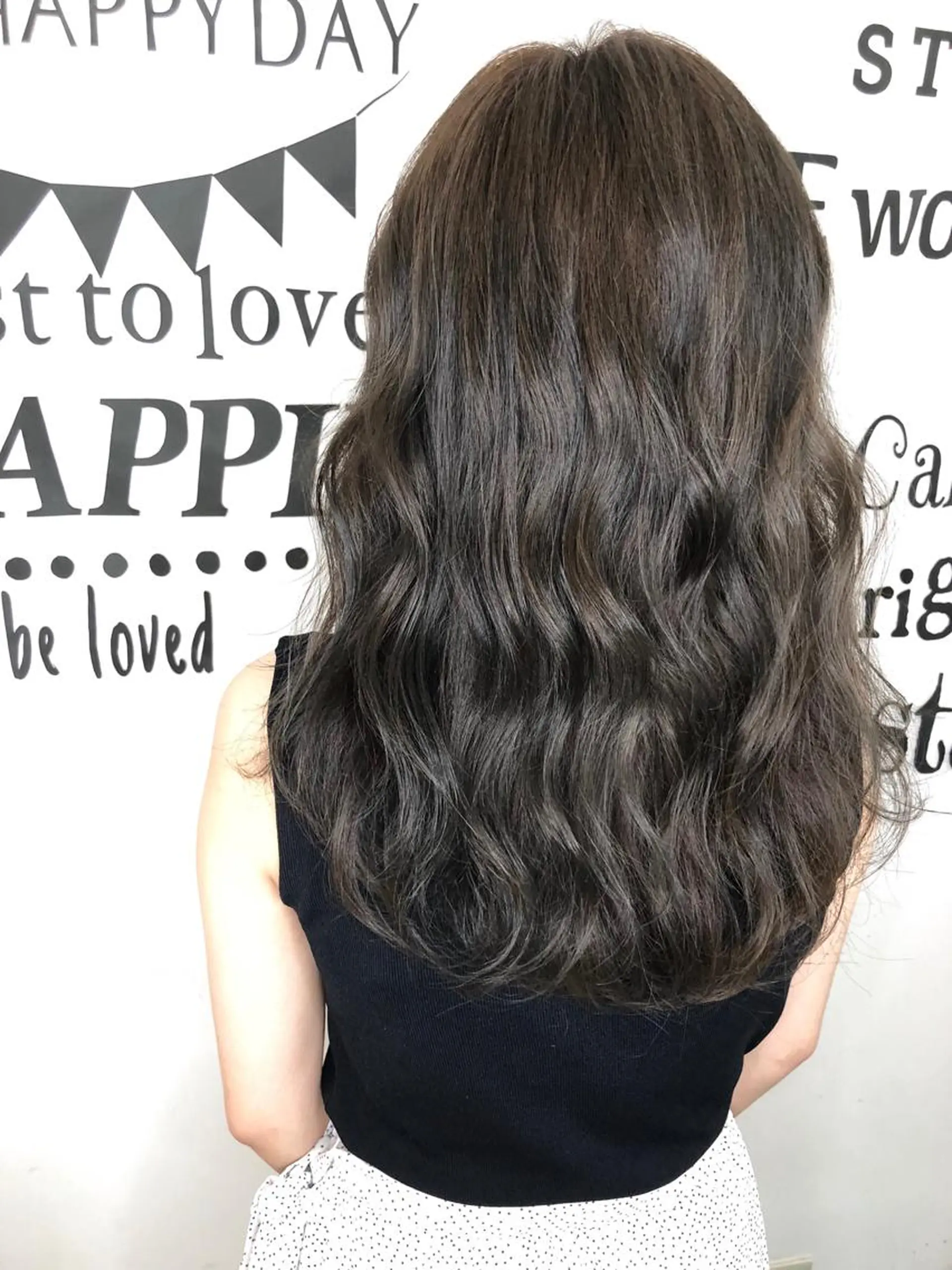 セミロング アッシュ アッシュグレー アッシュグレージュ ショートが得意✂️ 藤城建太のヘアスタイル