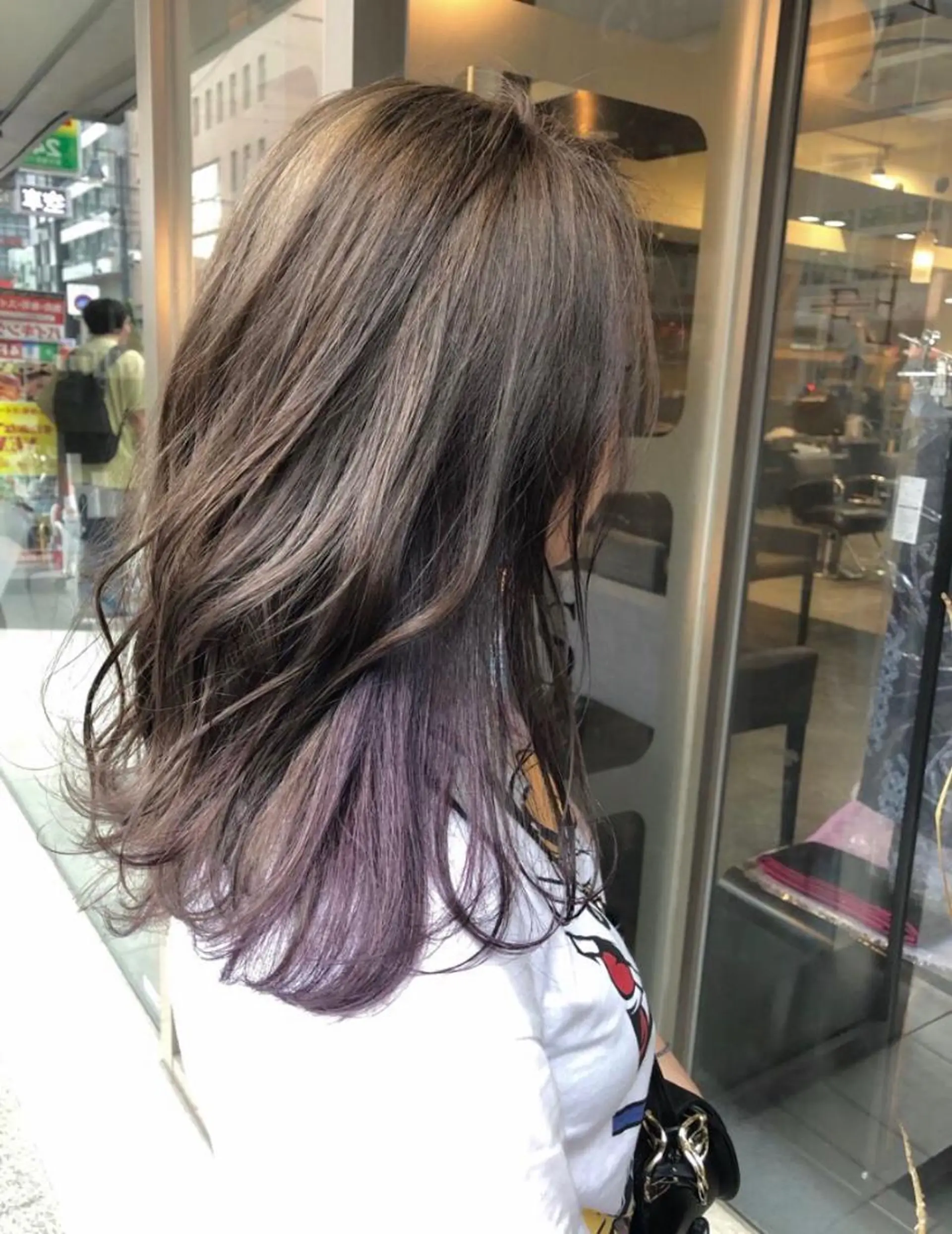 セミロング カラー ベージュカラー ブリーチ 透明感カラー インナーカラー Kimura Miyukiのマツエク・マツパデザイン