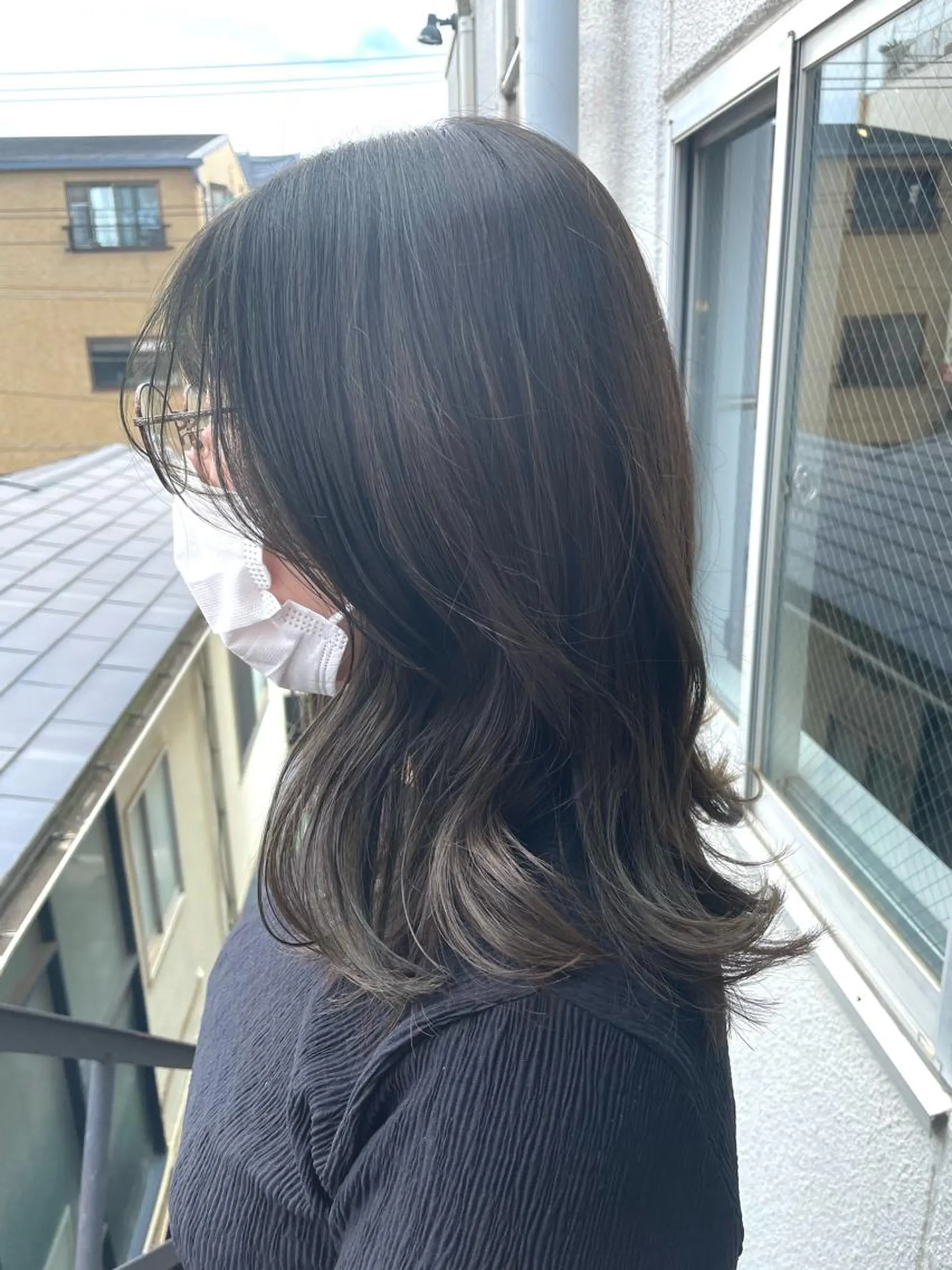 ミディアム 顔まわりレイヤー 顔周りカット 韓国風ヘア レイヤーカット カット ヘアカラー est hair mar所属・ami .のヘアスタイル