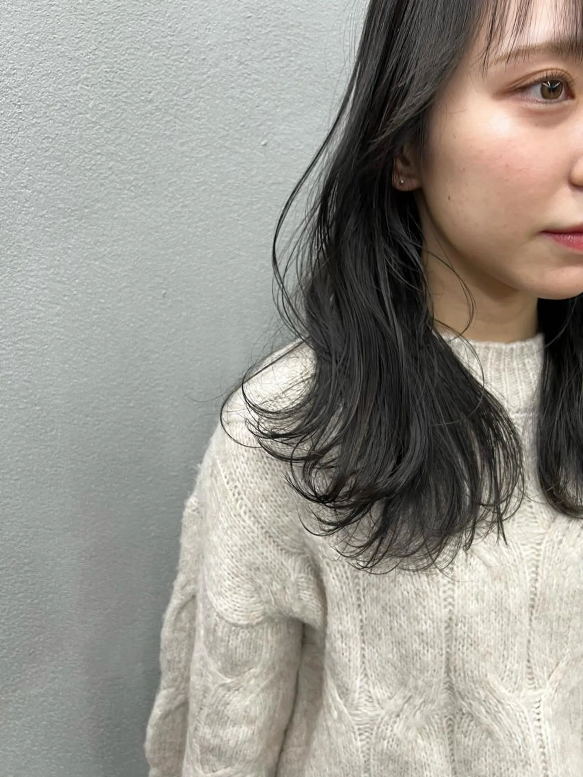セミロング カラー レイヤーカット カット ヘアカラー お顔まわりカット🌱 emo.村松泉綺のヘアスタイル