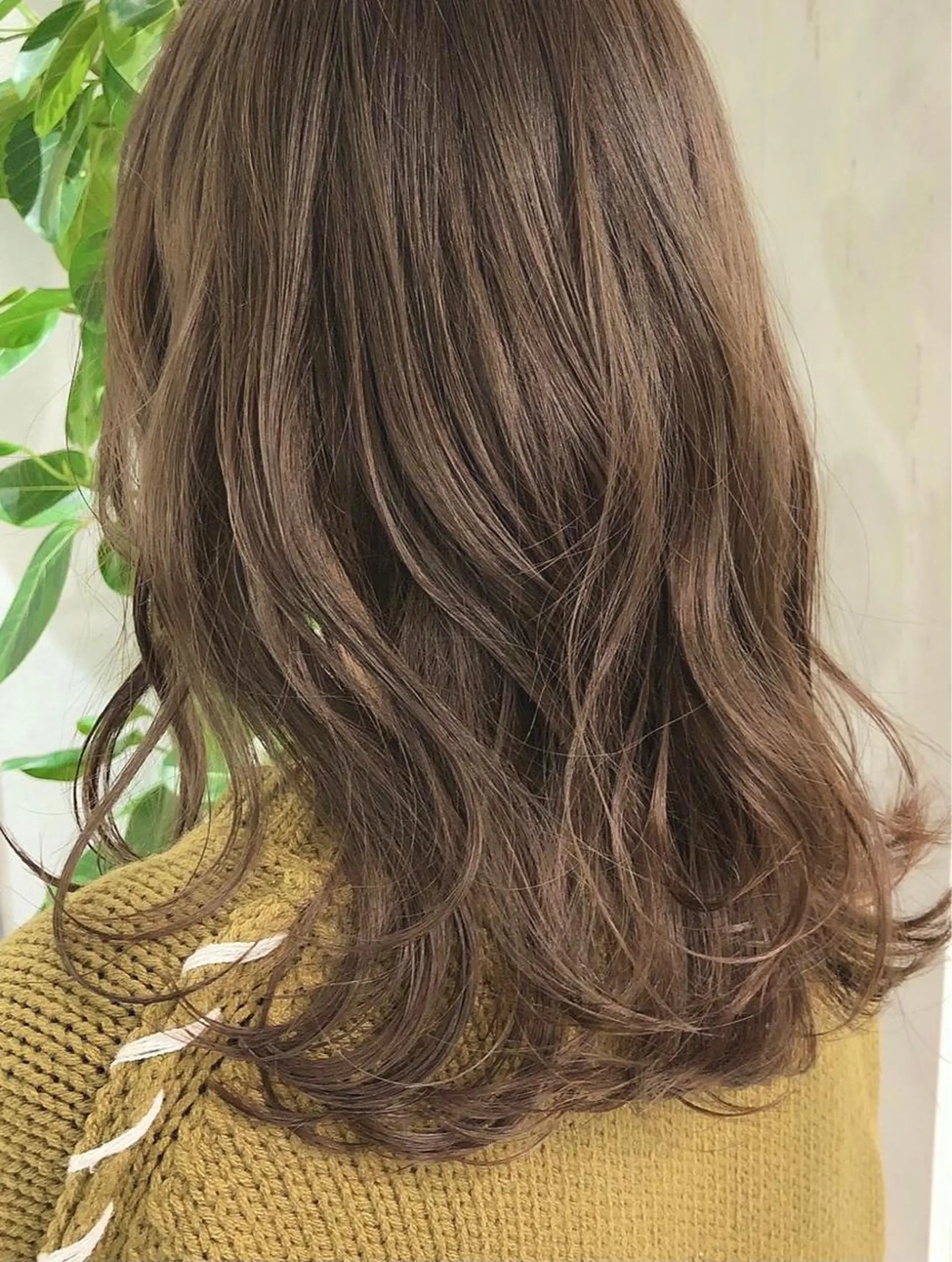 セミロング 韓国ヘア×ハイトーン AYA💫のヘアスタイル