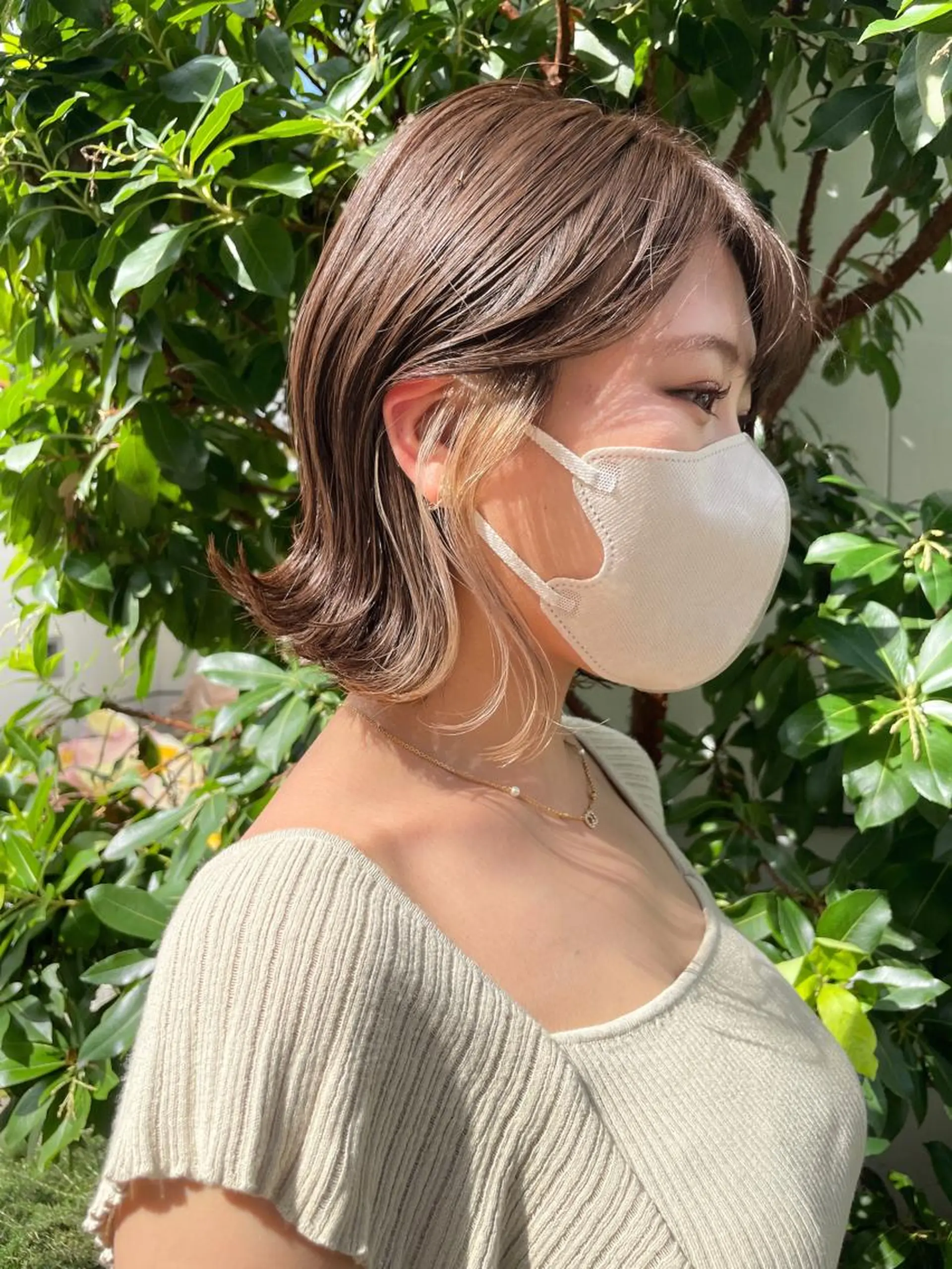 ミディアム カラー ヘアカラー トリートメント 顔周りカット× 髪質改善【リョウ】のヘアスタイル