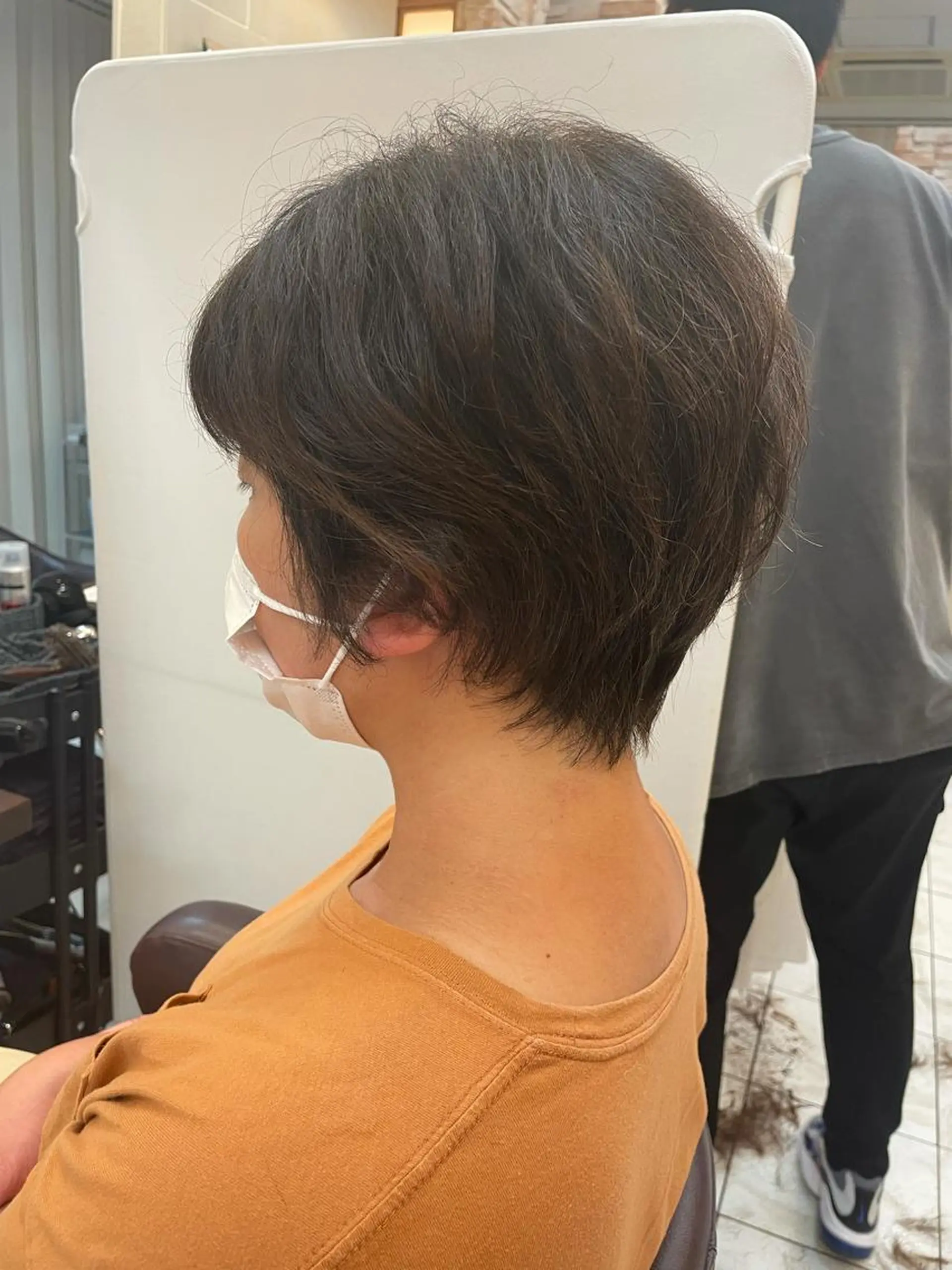 ショート 垢抜け透明感カラー 🌻篠崎あずさ🌻のヘアスタイル