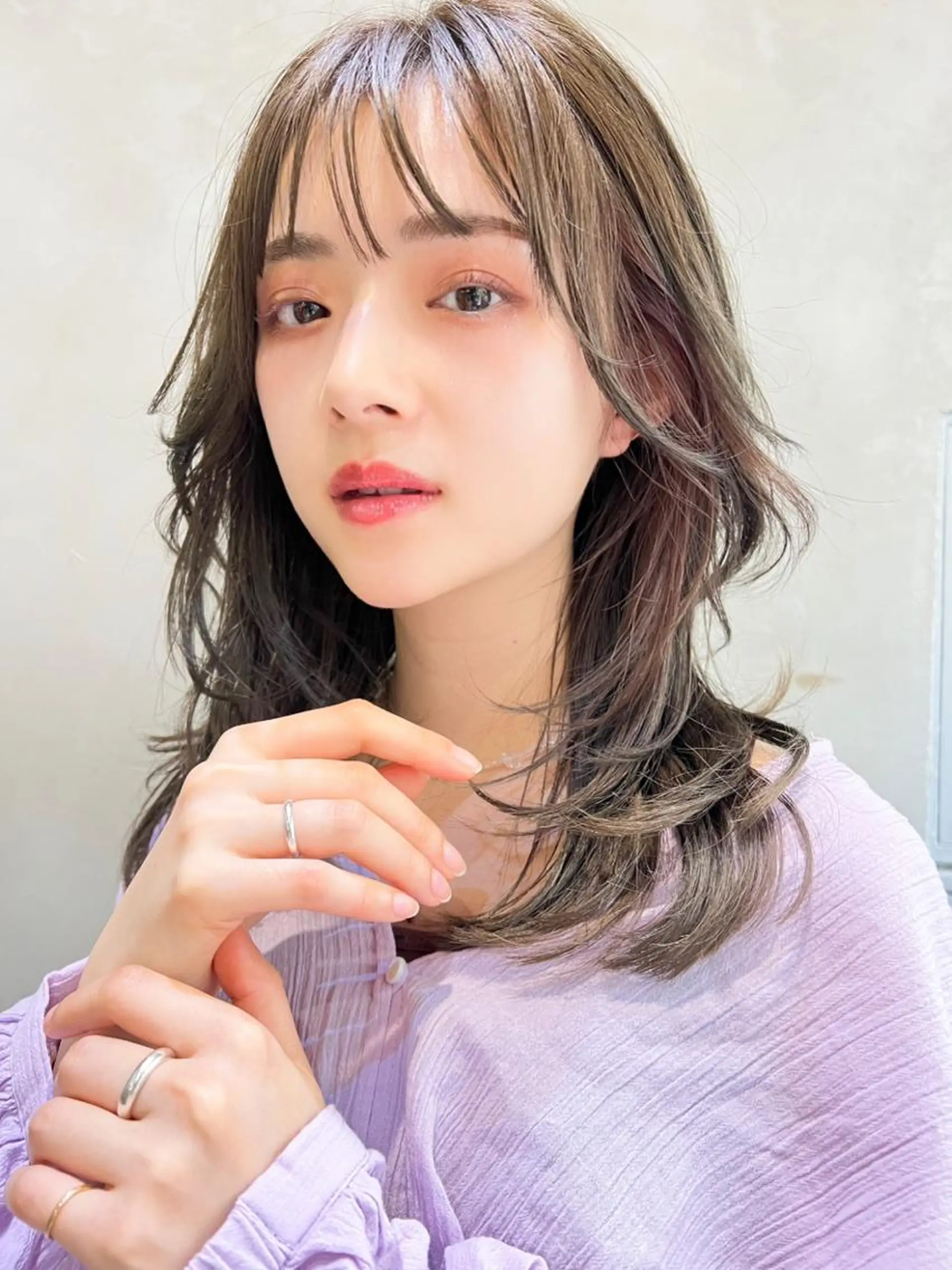 ミディアム カット ヘアカラー トリートメント ヘアセット IVE所属・ブリーチなし🤍 渋谷／原島杏奈のヘアスタイル
