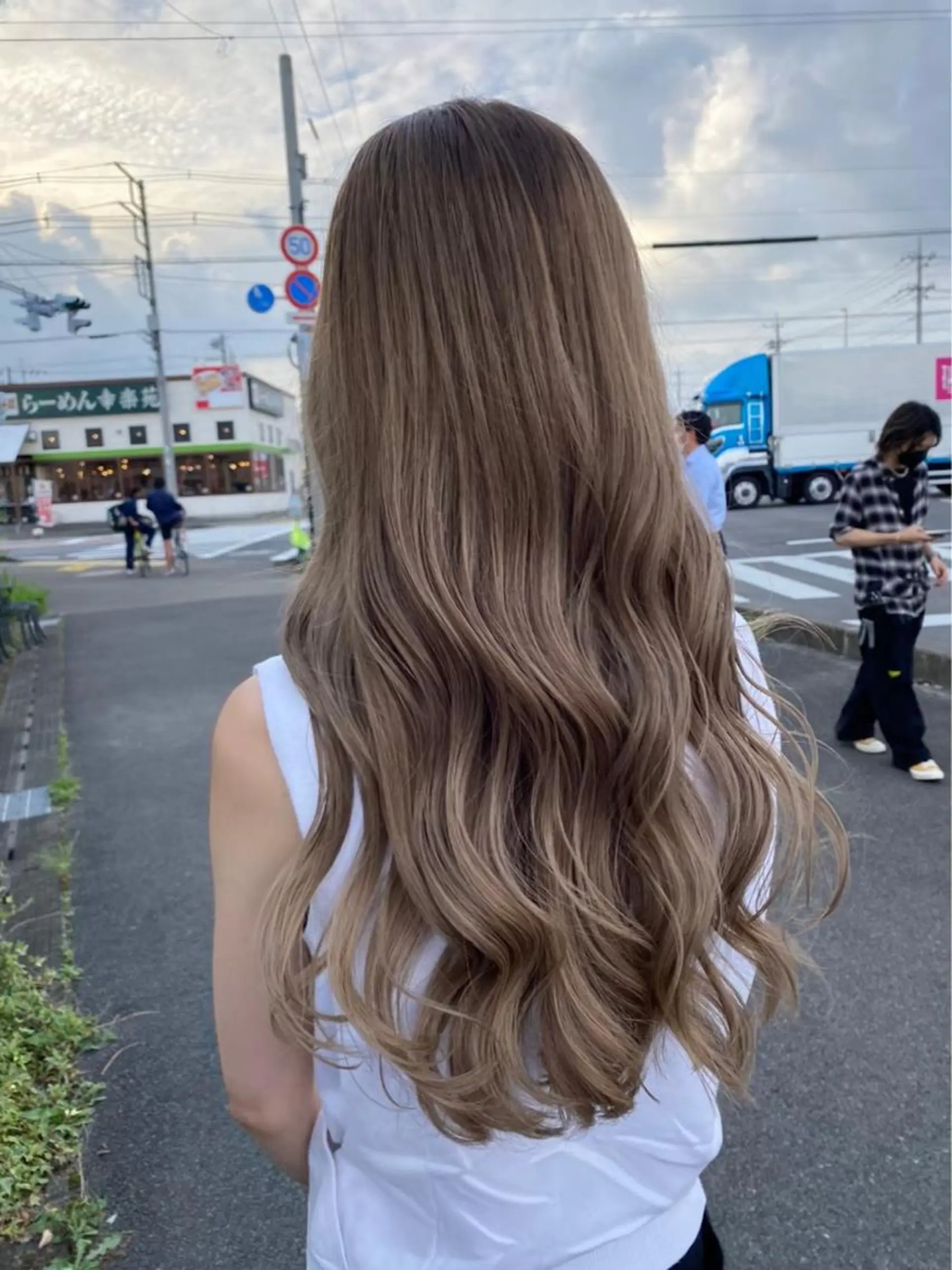 ロング ヘアカラー トリートメント メンズ、艶髪 Minato🍇のヘアスタイル