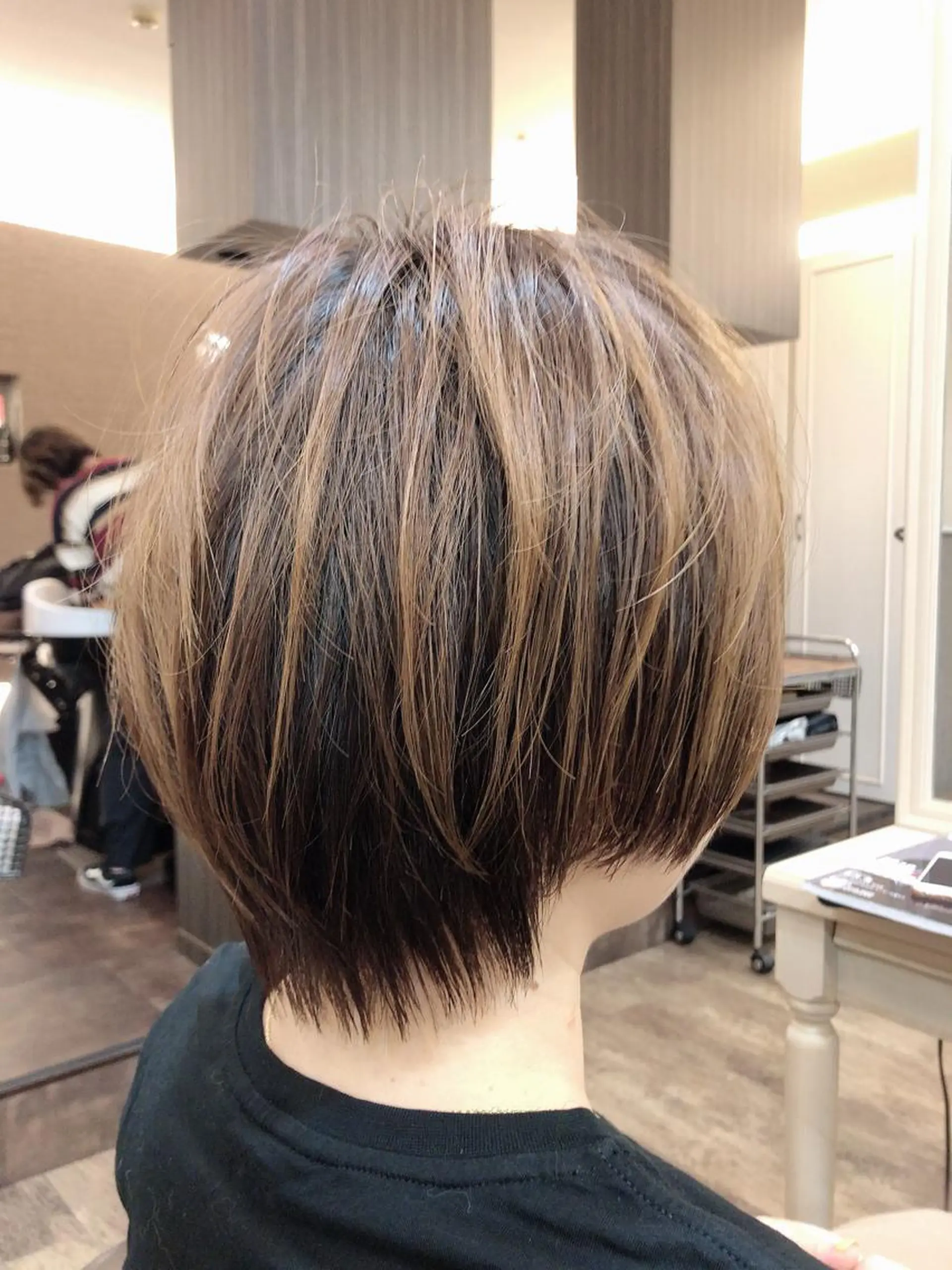 ショート カラー ハイライトカラー ハイライト カット ヘアカラー 尚平 髪質改善 大人のデザインカラーのその他イメージ