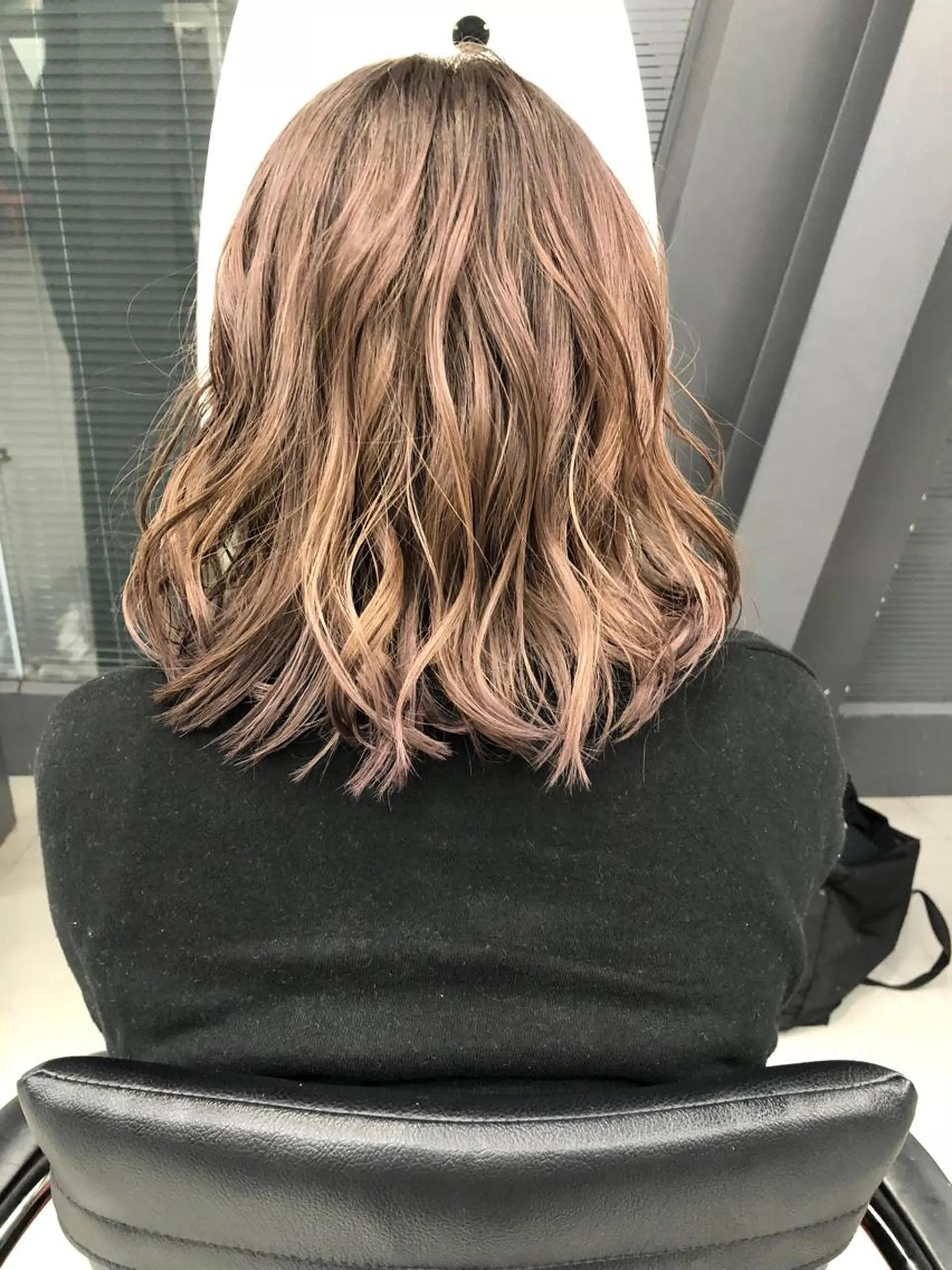 カラー 人気のレイヤーカット TAROのヘアスタイル