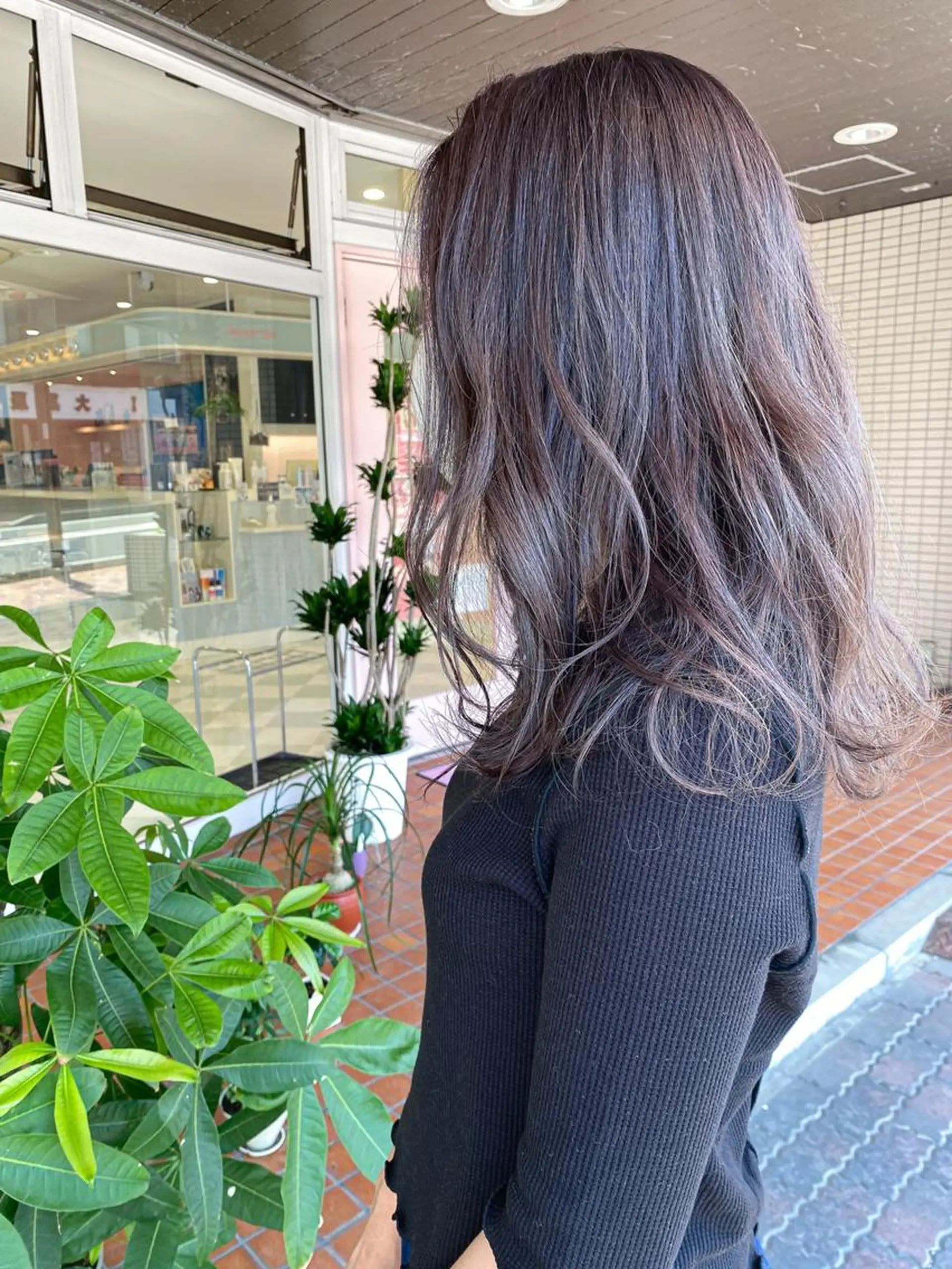 ロング ハイライト 五十嵐　颯 当日予約大歓迎のヘアスタイル