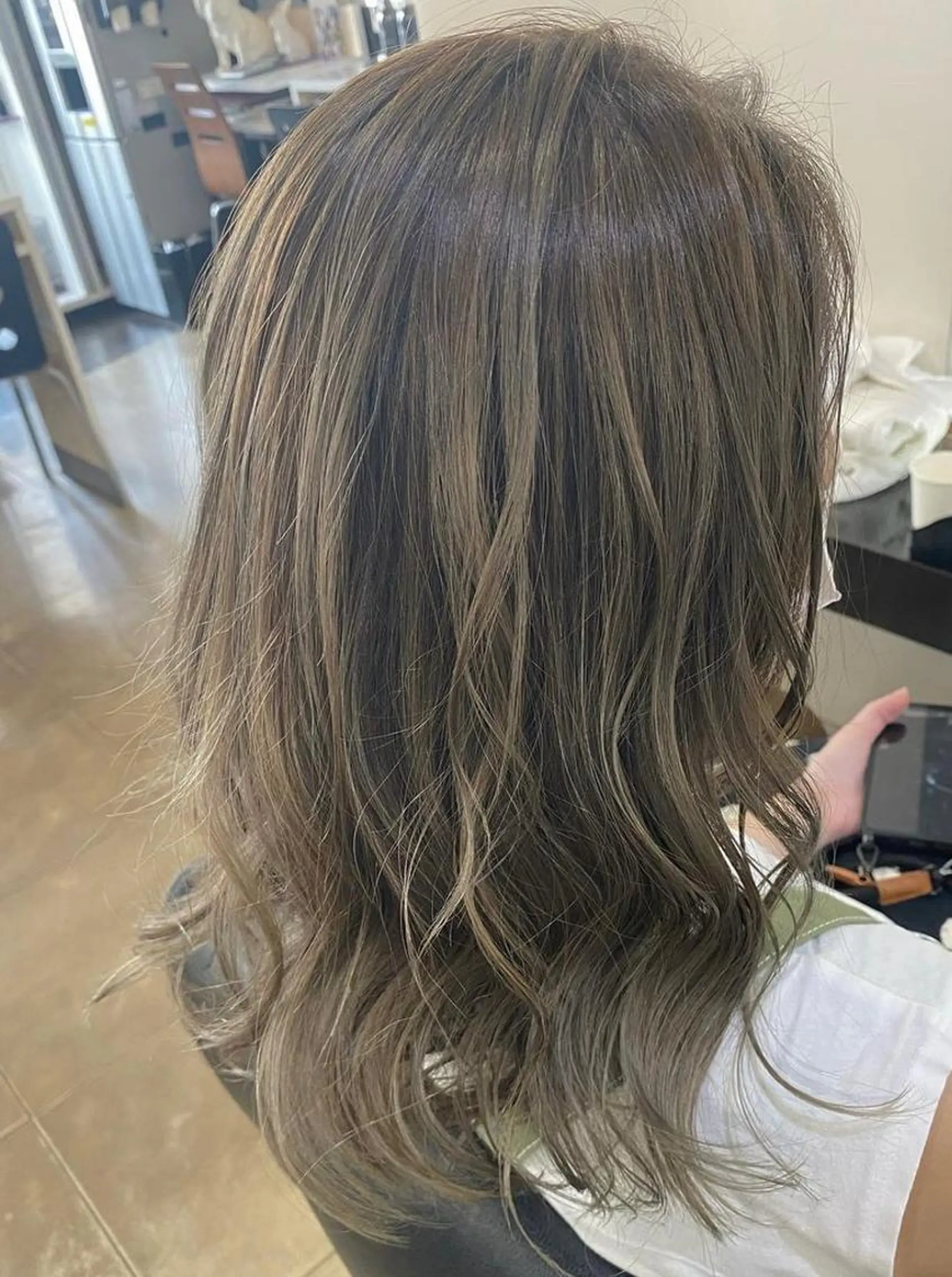 セミロング カラー ヘアアレンジ DISCOHAIRsanc（ルジャルダン町田）所属・烏山 達也のヘアスタイル