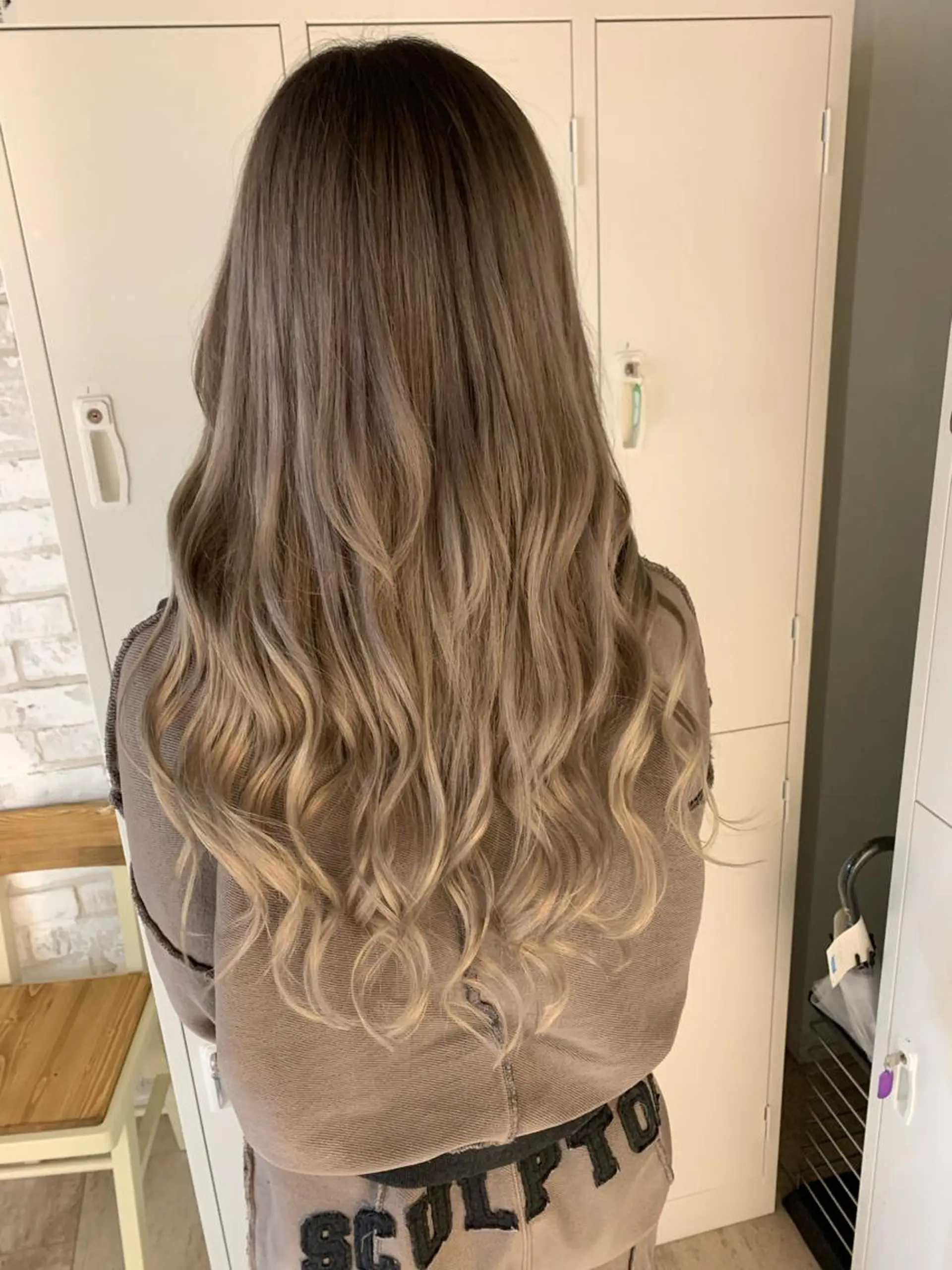 ロング ロング ヘアセット grow所属・和田 拓也のヘアスタイル