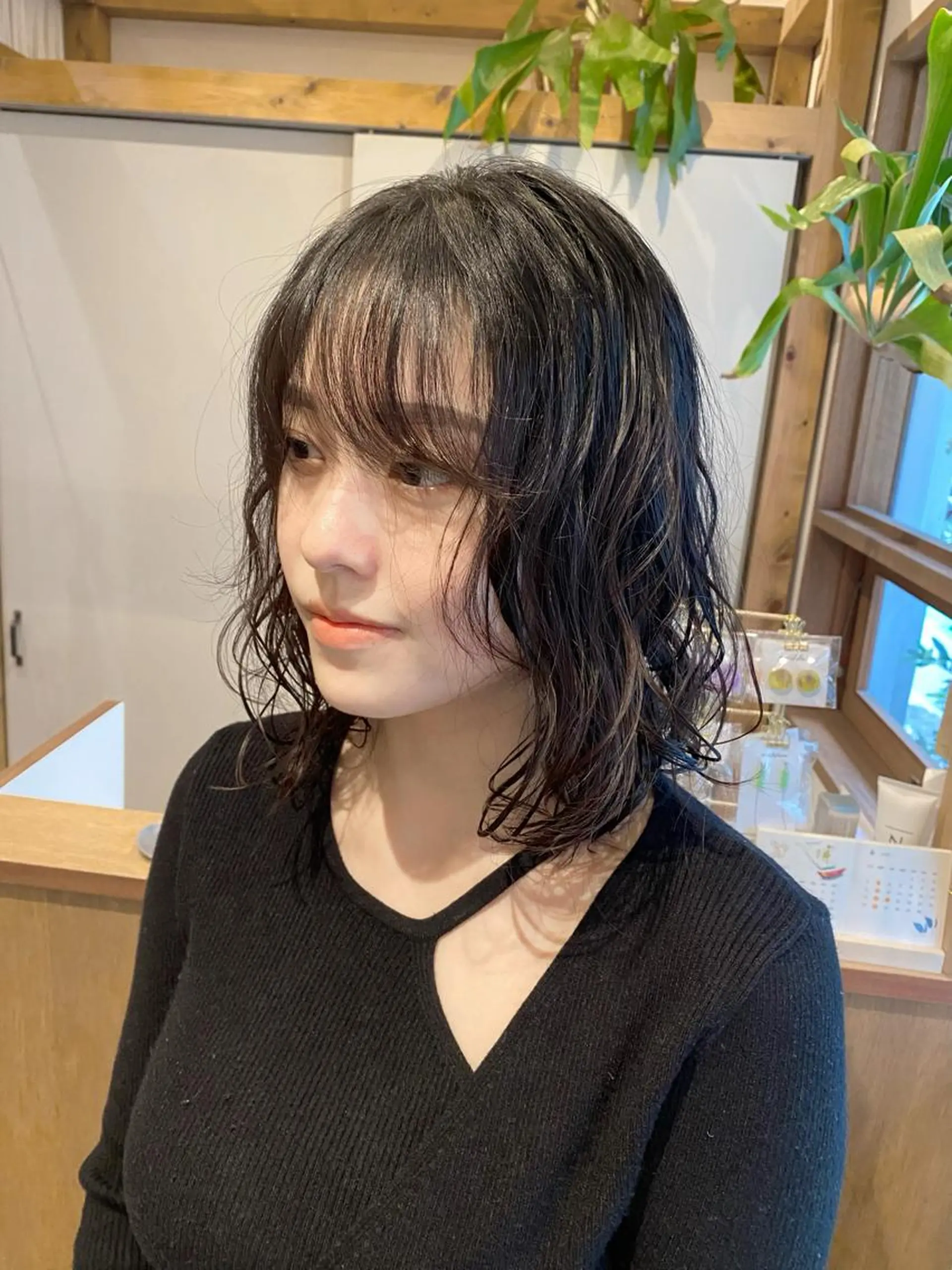 ミディアム パーマ カット パーマ トリートメント ENIF ヤマグチアツコのヘアスタイル