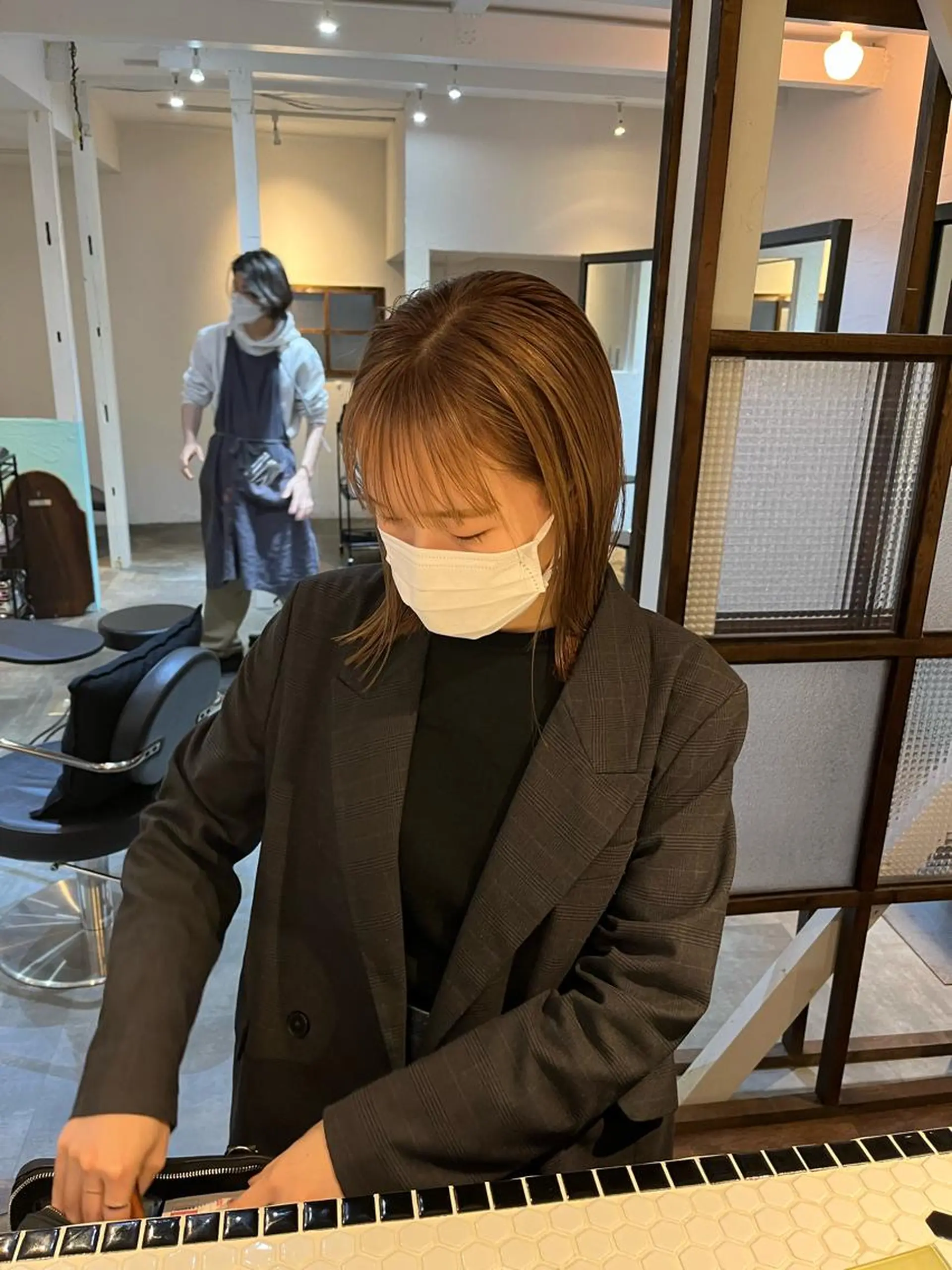 ミディアム カット ヘアカラー 金田 夏野のヘアスタイル
