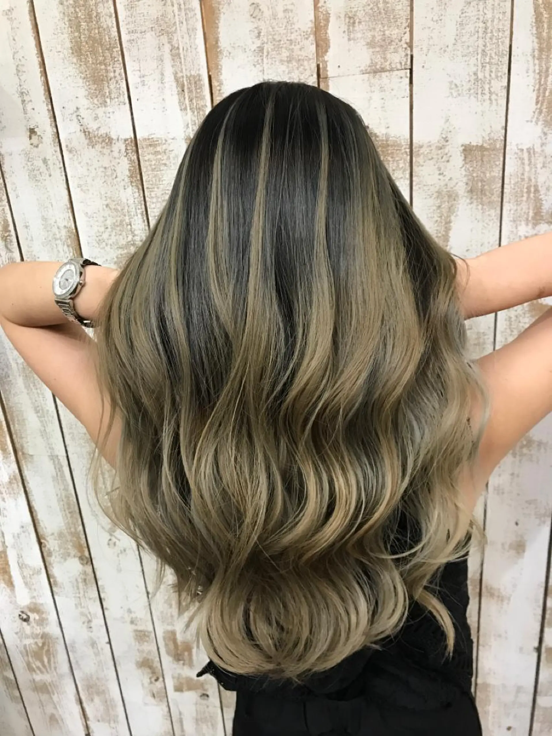 ロング レイヤーカット Regalo hair atelier レガロ ヘア アトリエ所属・美髪矯正/髪質改善 レガロ堺市伏尾/松田のヘアスタイル