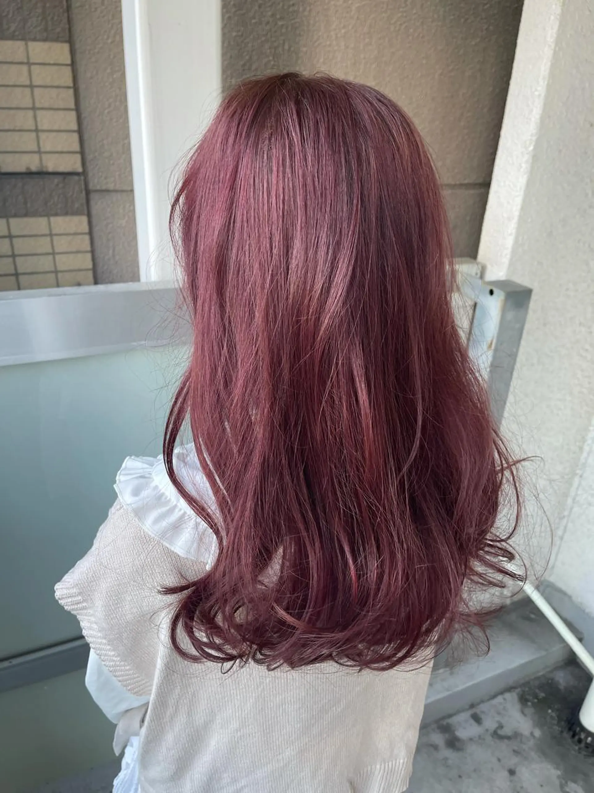 ロング カラー カット ヘアカラー オーストヘアー ミコ所属・岩谷/ブリーチ 🫧透明感カラーのヘアスタイル