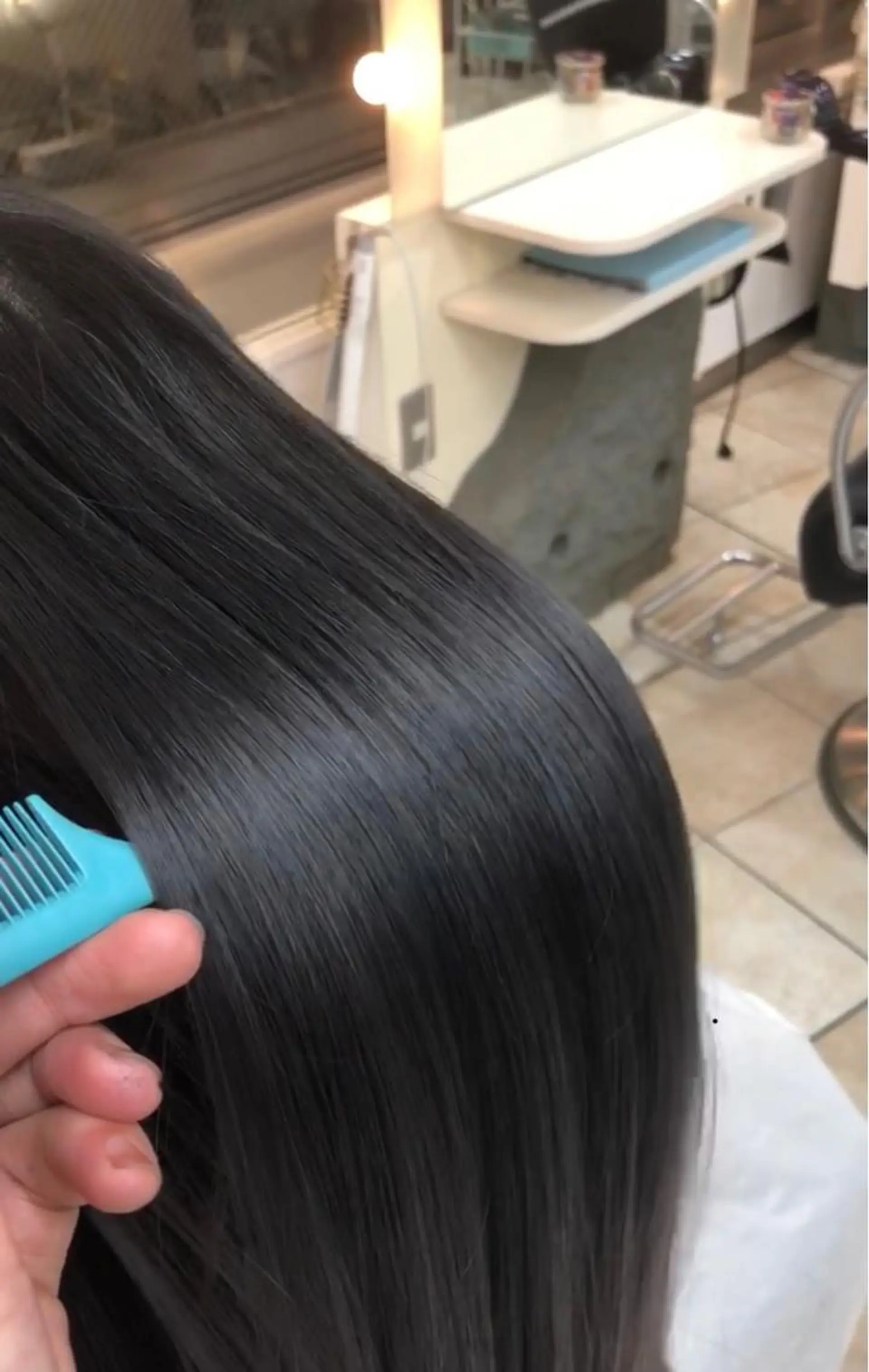 Euphoria 店長　石橋のヘアスタイル