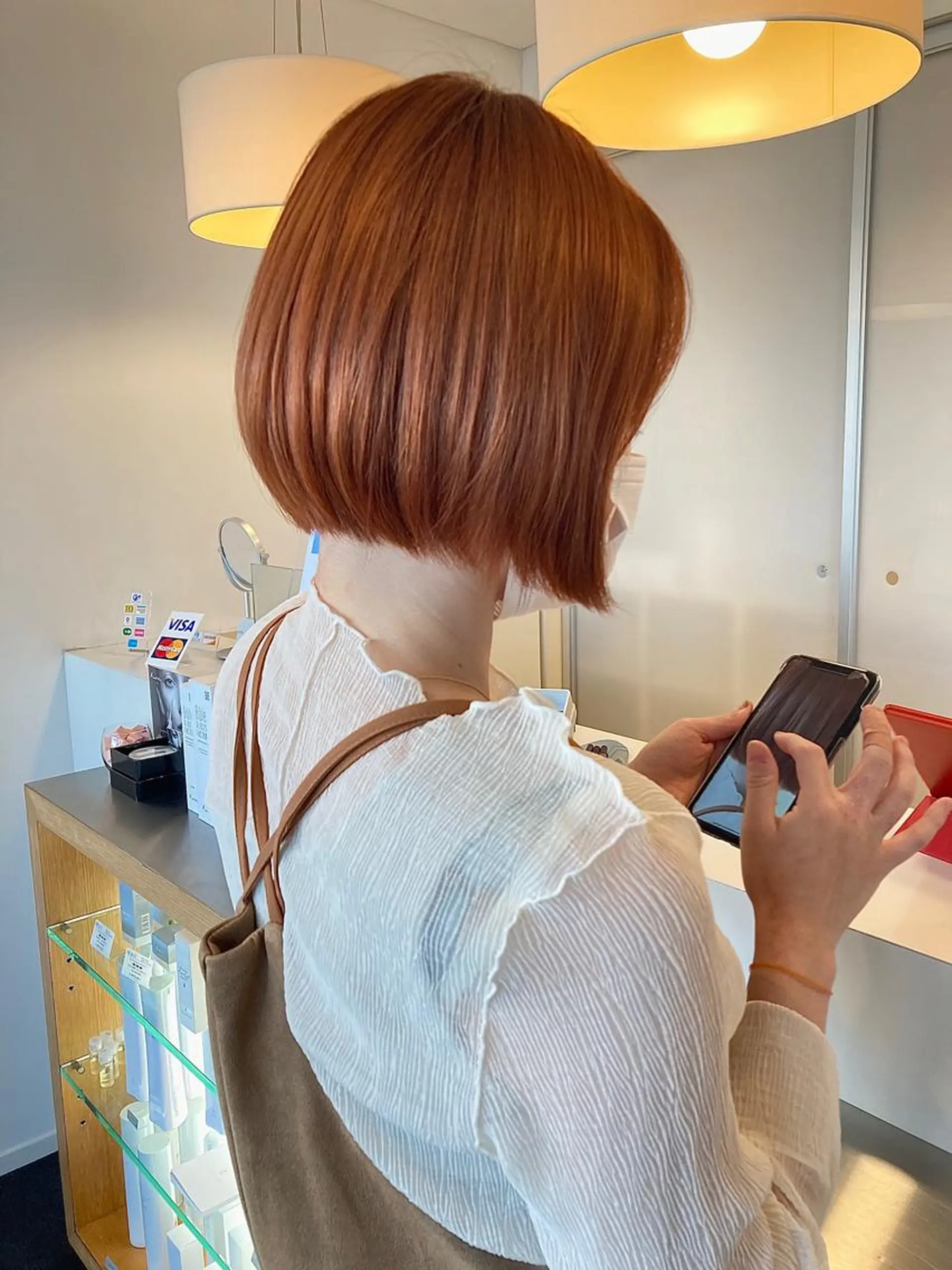 ショート カラー ボブ カット ヘアカラー トリートメント 村本 千優のヘアスタイル