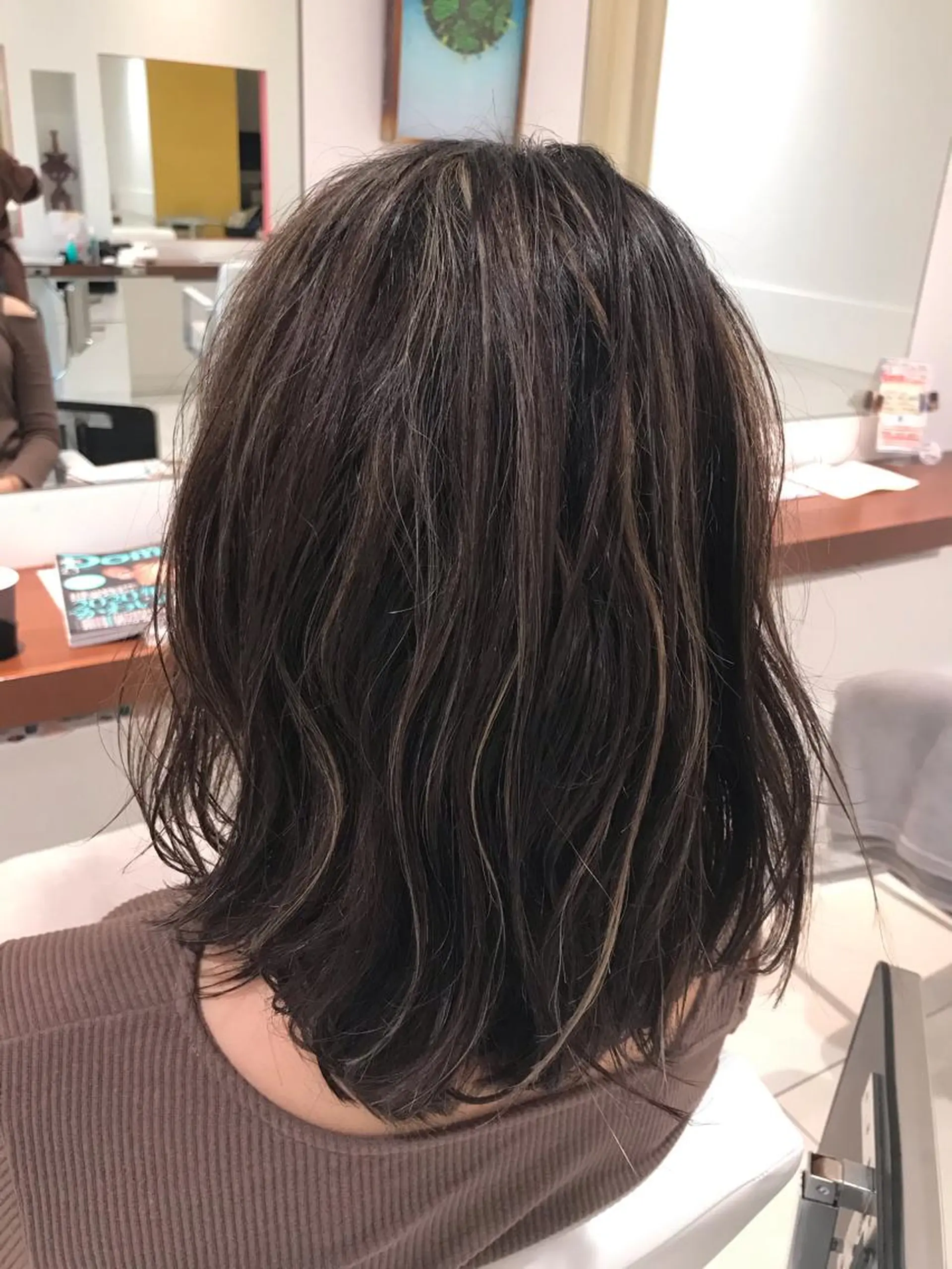 セミロング カラー セミロングパーマ ハイライトカラー くせ毛 ハイライト カットモデル大募集✨ ✨BASSA保谷店✨のヘアスタイル