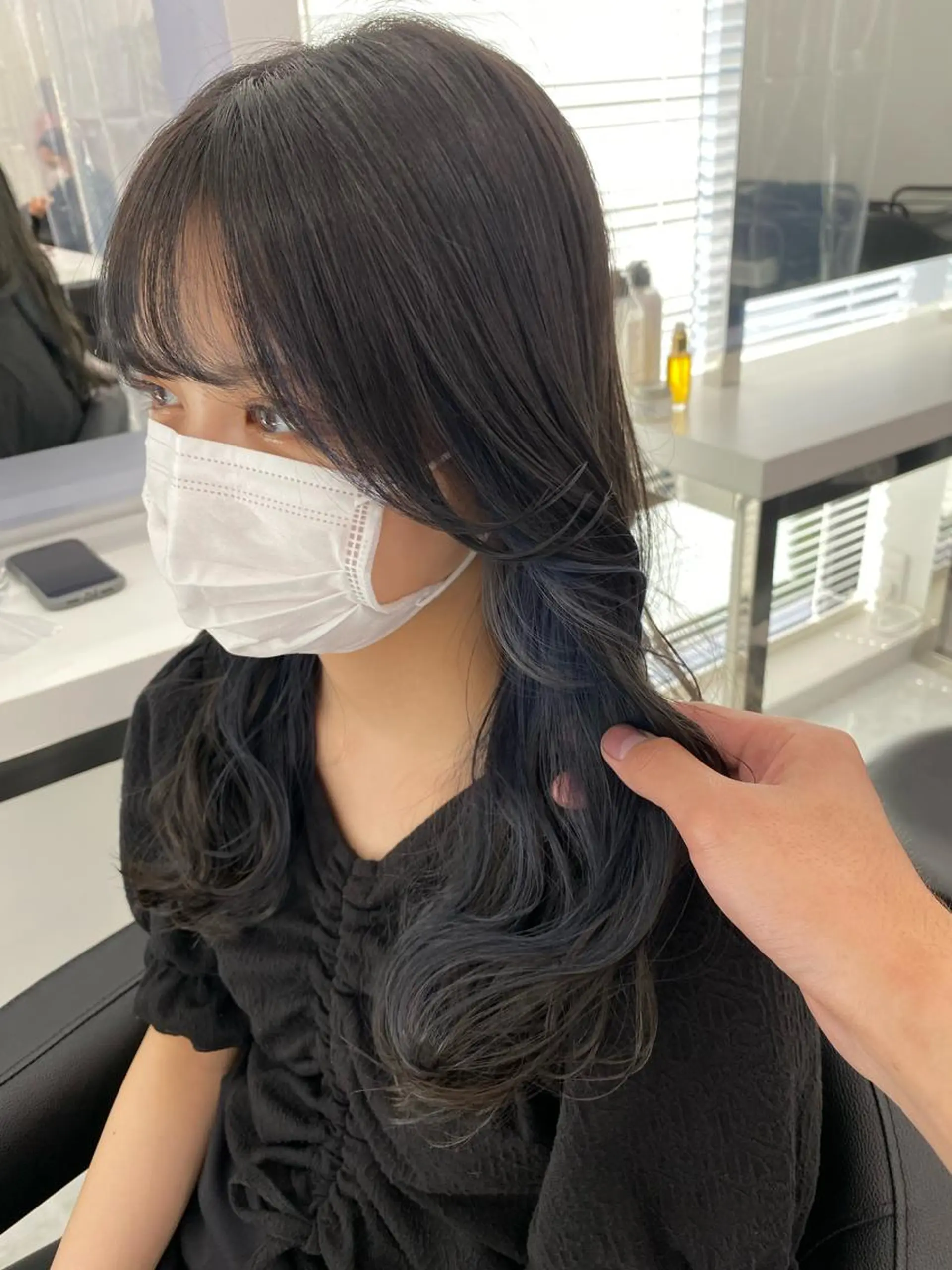 ロング くびれヘア 顔周りカット ☘️垢抜けカラー KOUKI☘️のヘアスタイル