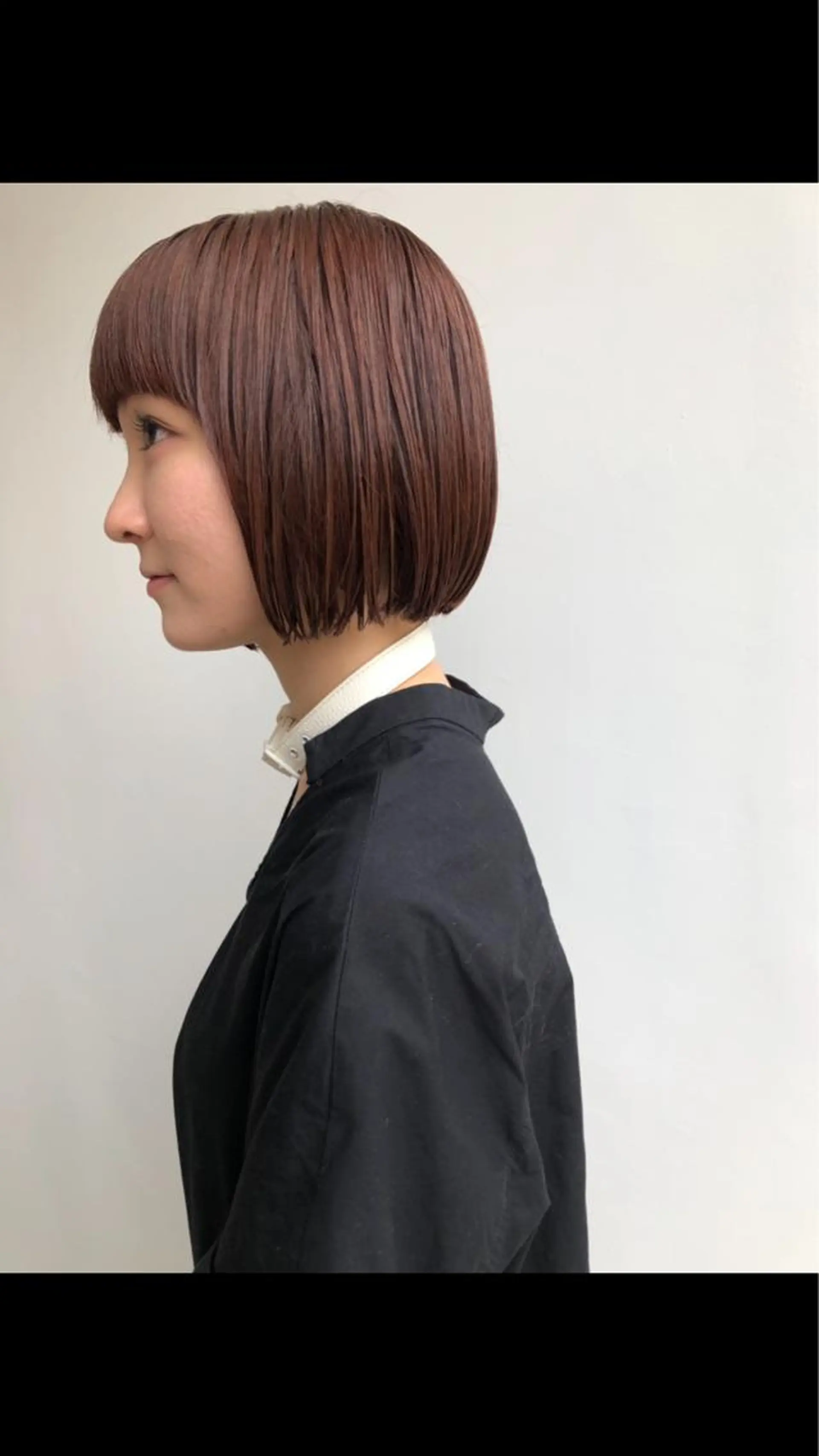 ミディアム カラー THE DAY所属・AKI HASHIMOTOのヘアスタイル