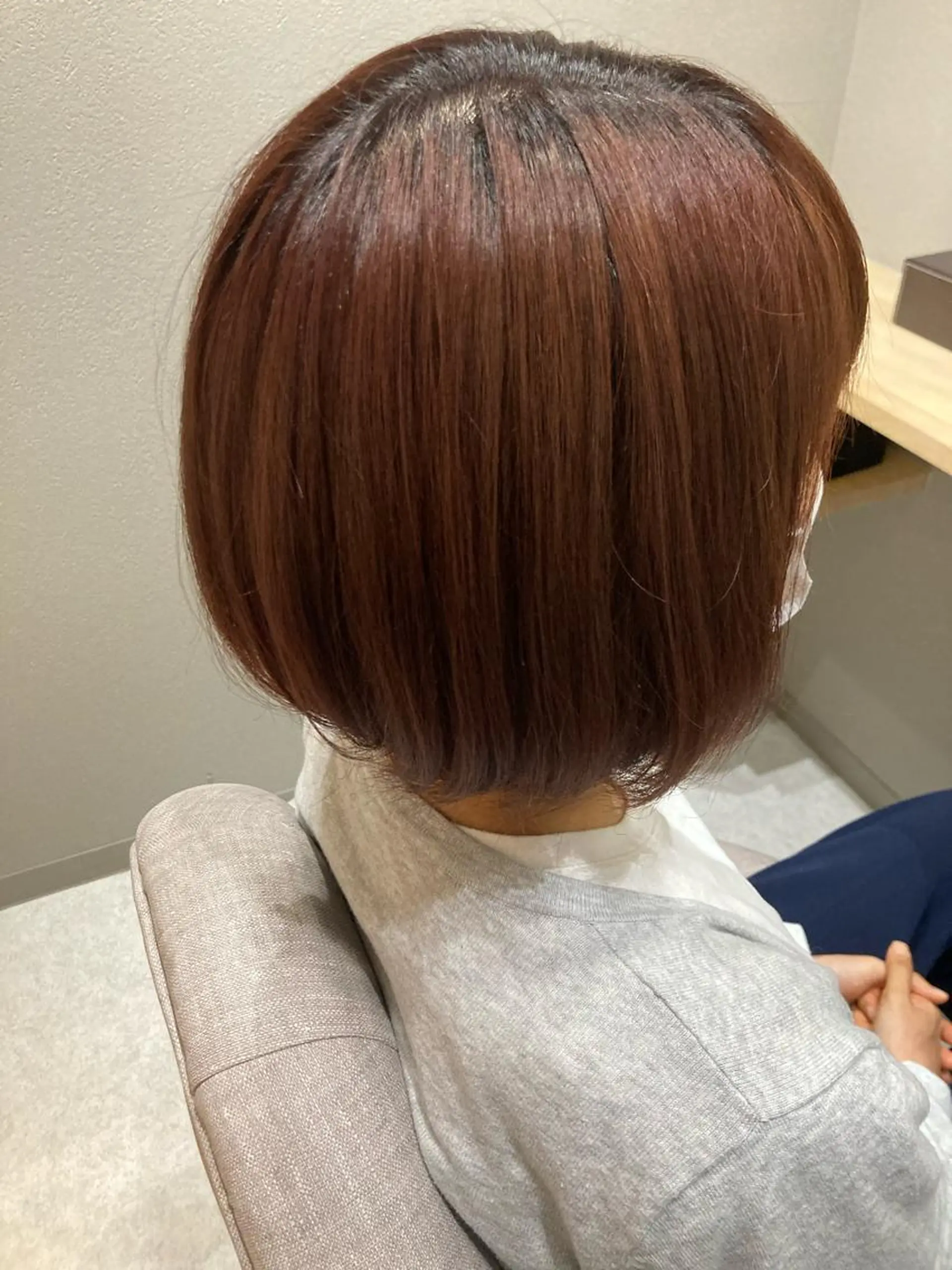 ショート カラー ブリーチ ブリーチなしカラー レッドカラー カット ヘアカラー トリートメント 廣瀬 あずさのヘアスタイル