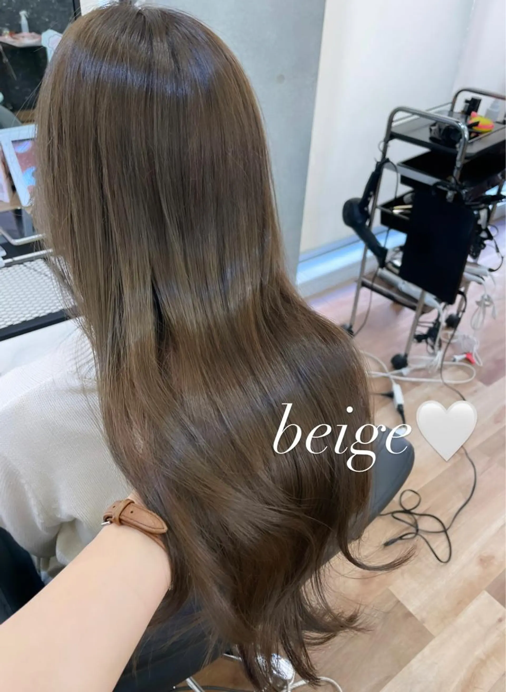 ロング カラー カット ヘアカラー トリートメント レイヤーカット、 大人可愛い　中村美羅のヘアスタイル