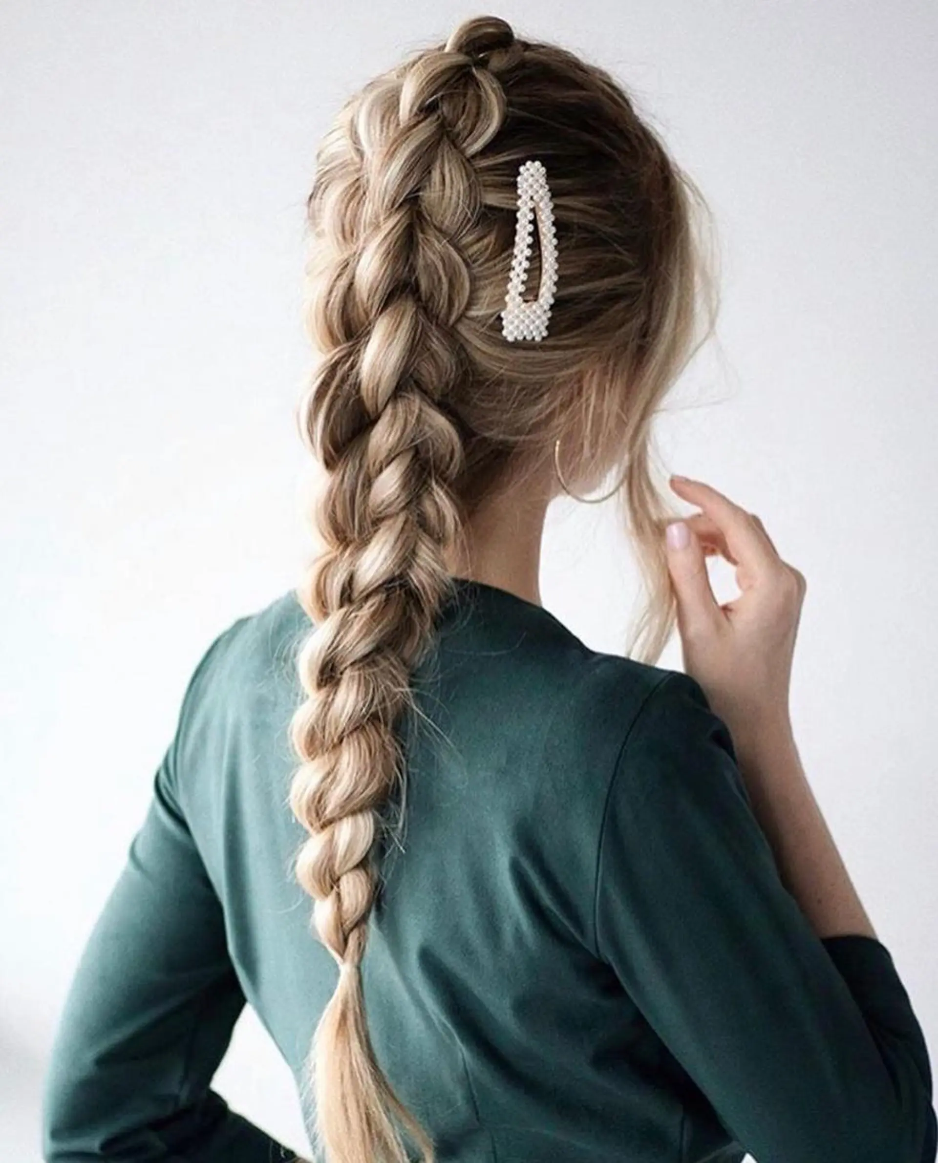 ロング ヘアアレンジ 鈴木 沙羅のマツエク・マツパデザイン