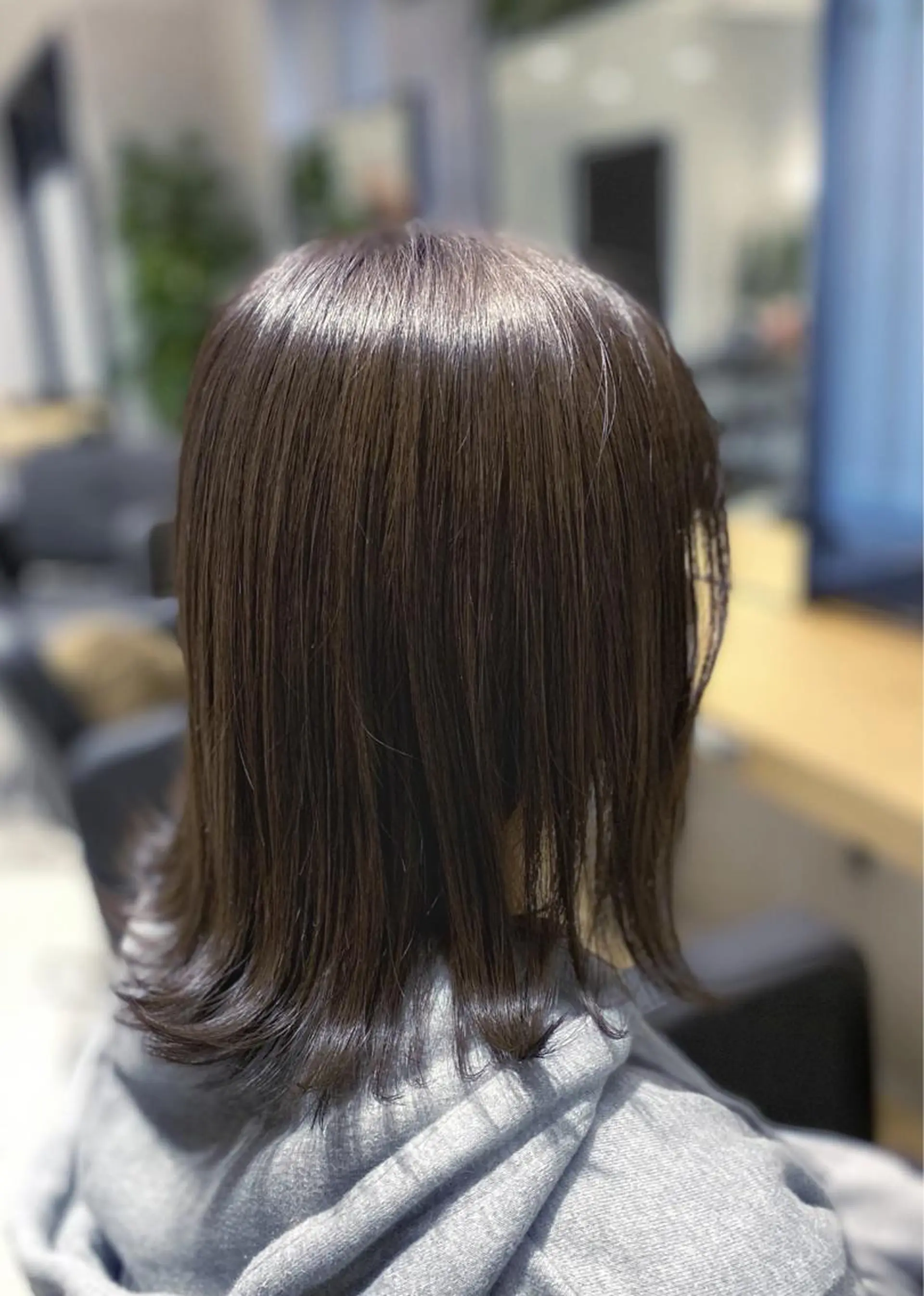 ミディアム 切りっぱなしボブ ボブ 外ハネヘア カット ヘアカラー ✂︎神カット&カラー EIGHT 黒田ダイのヘアスタイル