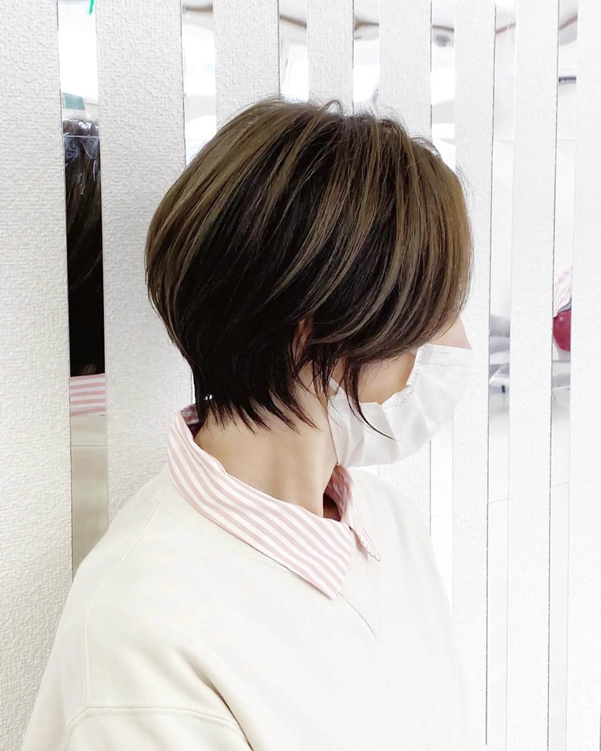 ショート カラー デザインカラー 似合わせカット ショートヘア カット 縮毛矯正 トリートメント YURI ✨のヘアスタイル