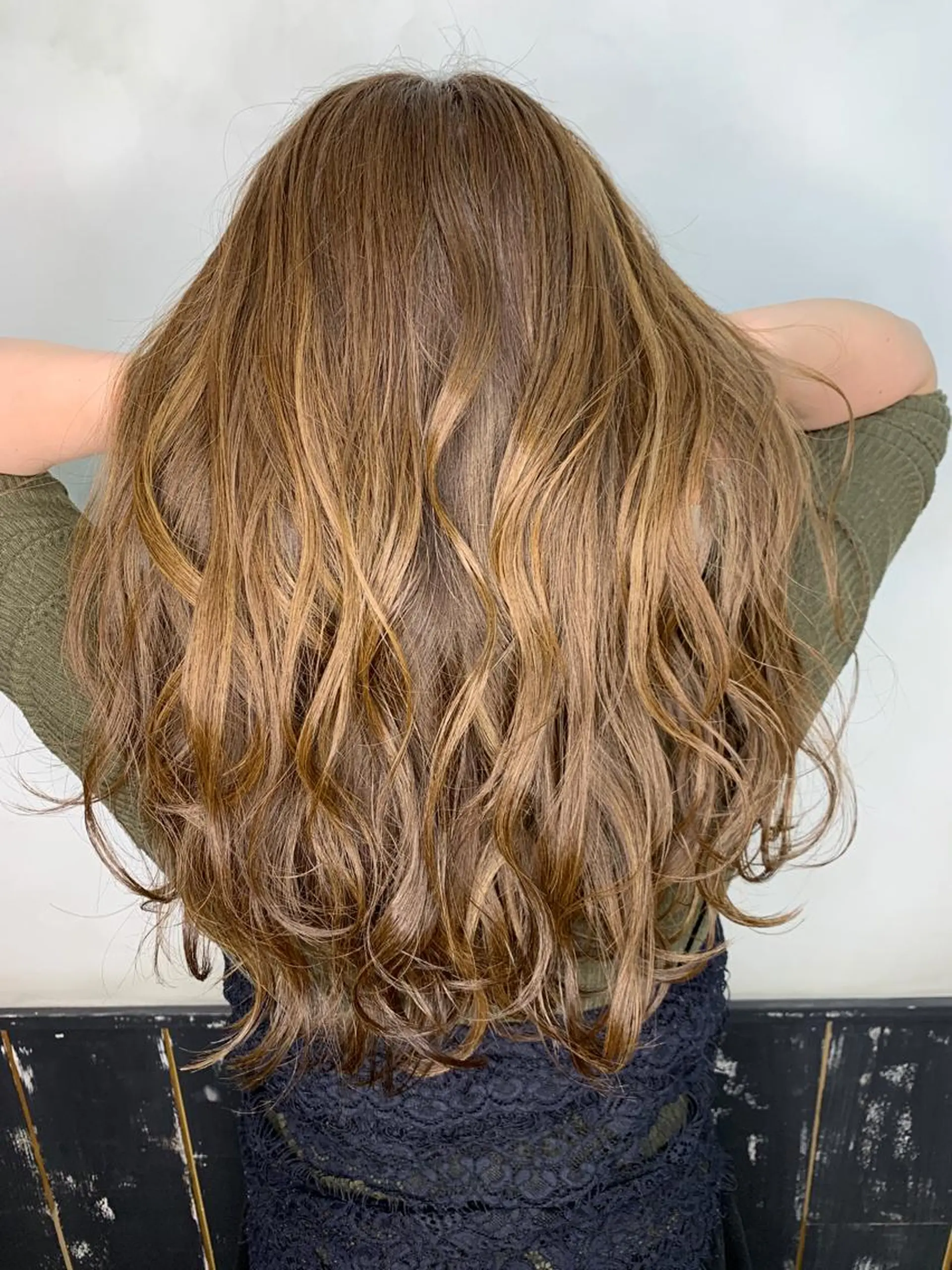 ロング カラー グレージュ カット ヘアカラー トリートメント AUBE HAIRazul吉祥寺所属・髪質改善✨幹細胞✨ ウルツヤ🌈清水　祥のヘアスタイル