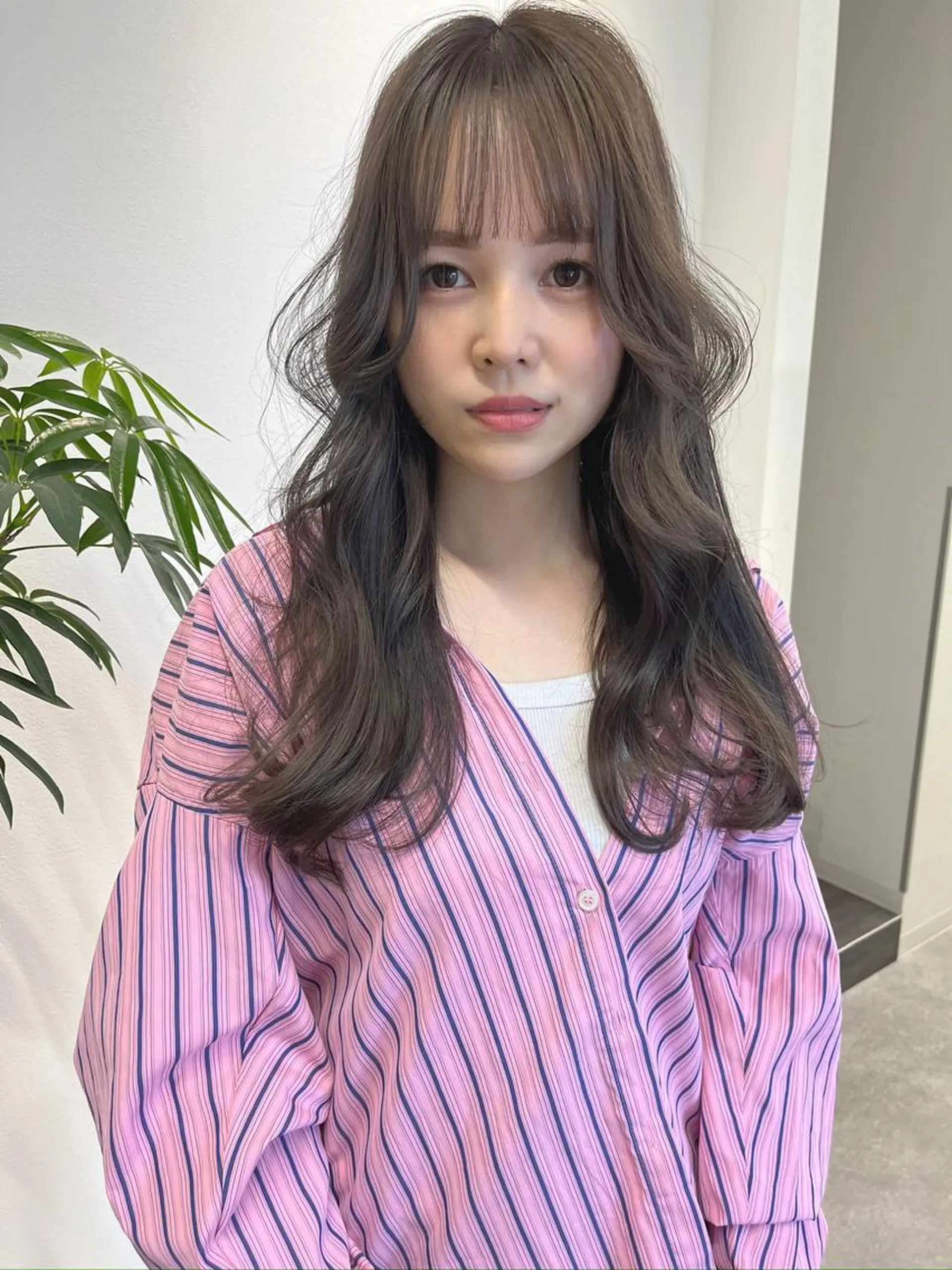 ロング カラー グレージュ ♡manami ♡のヘアスタイル