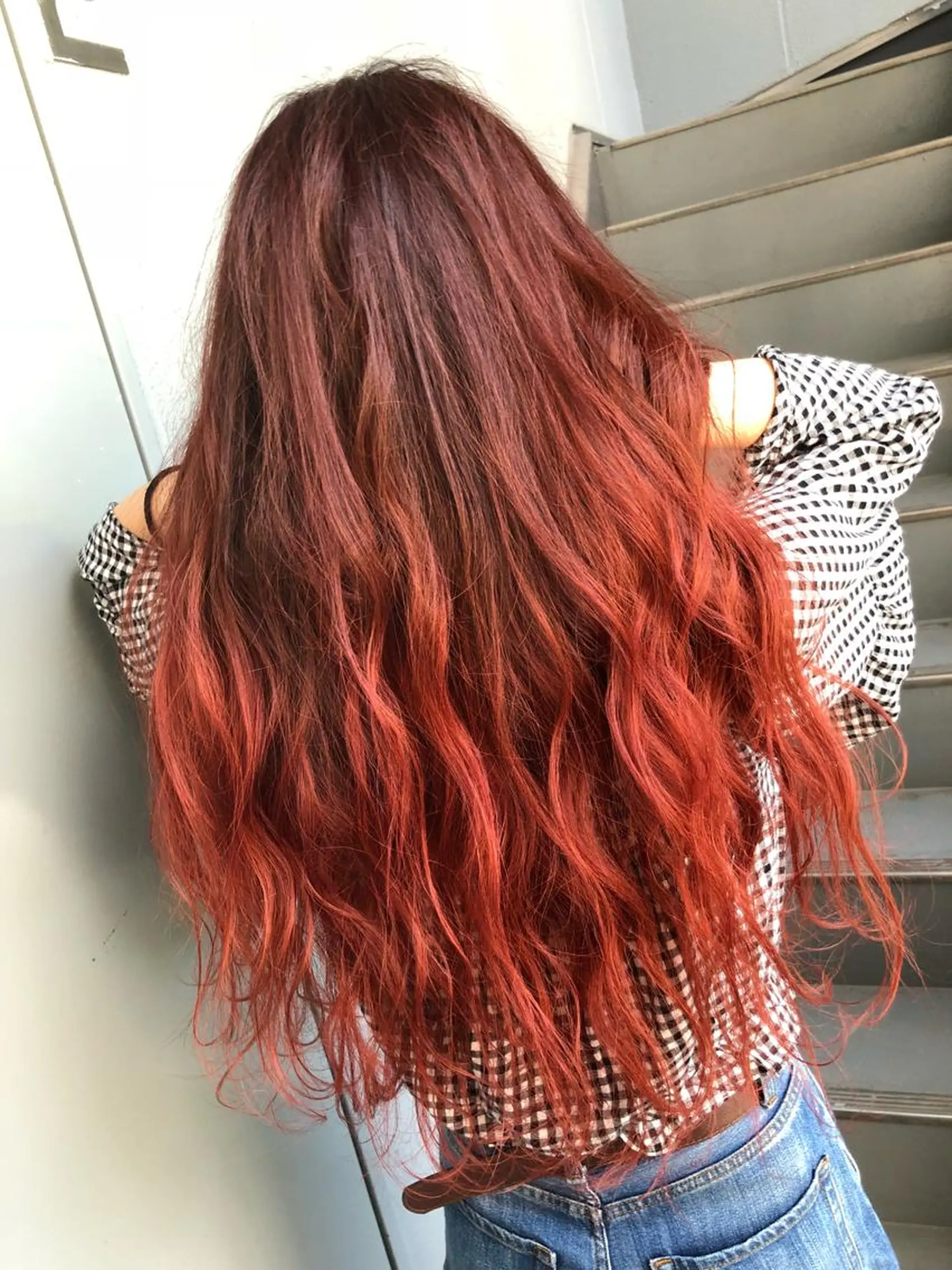 ロング レイヤーカット ヘアカラー FERNA池袋所属・マンツーマン施術✂︎ 金田尚久🎨のヘアスタイル