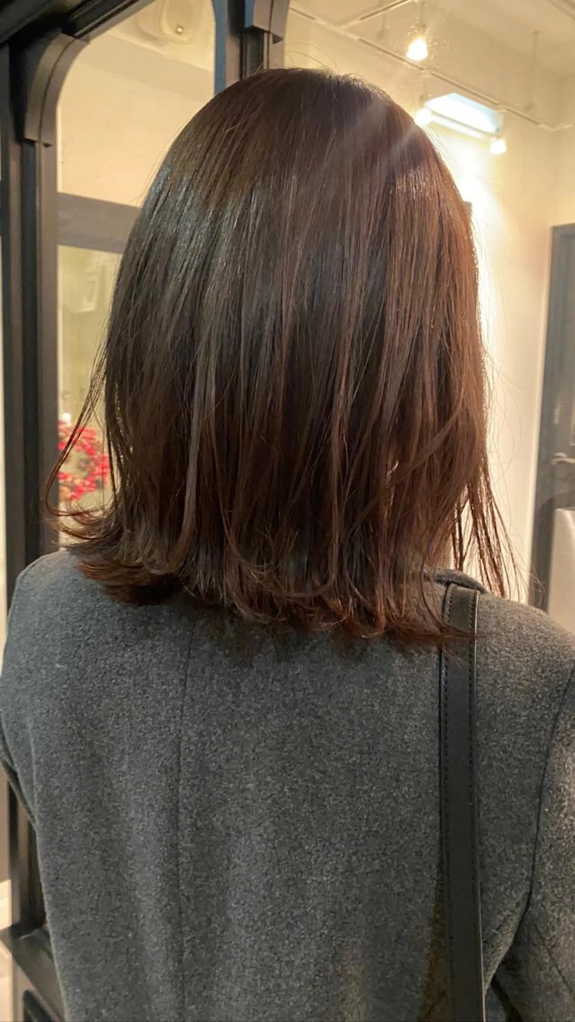 ミディアム カラー Tomoka🐶🌟 似合わせカット✂︎のヘアスタイル