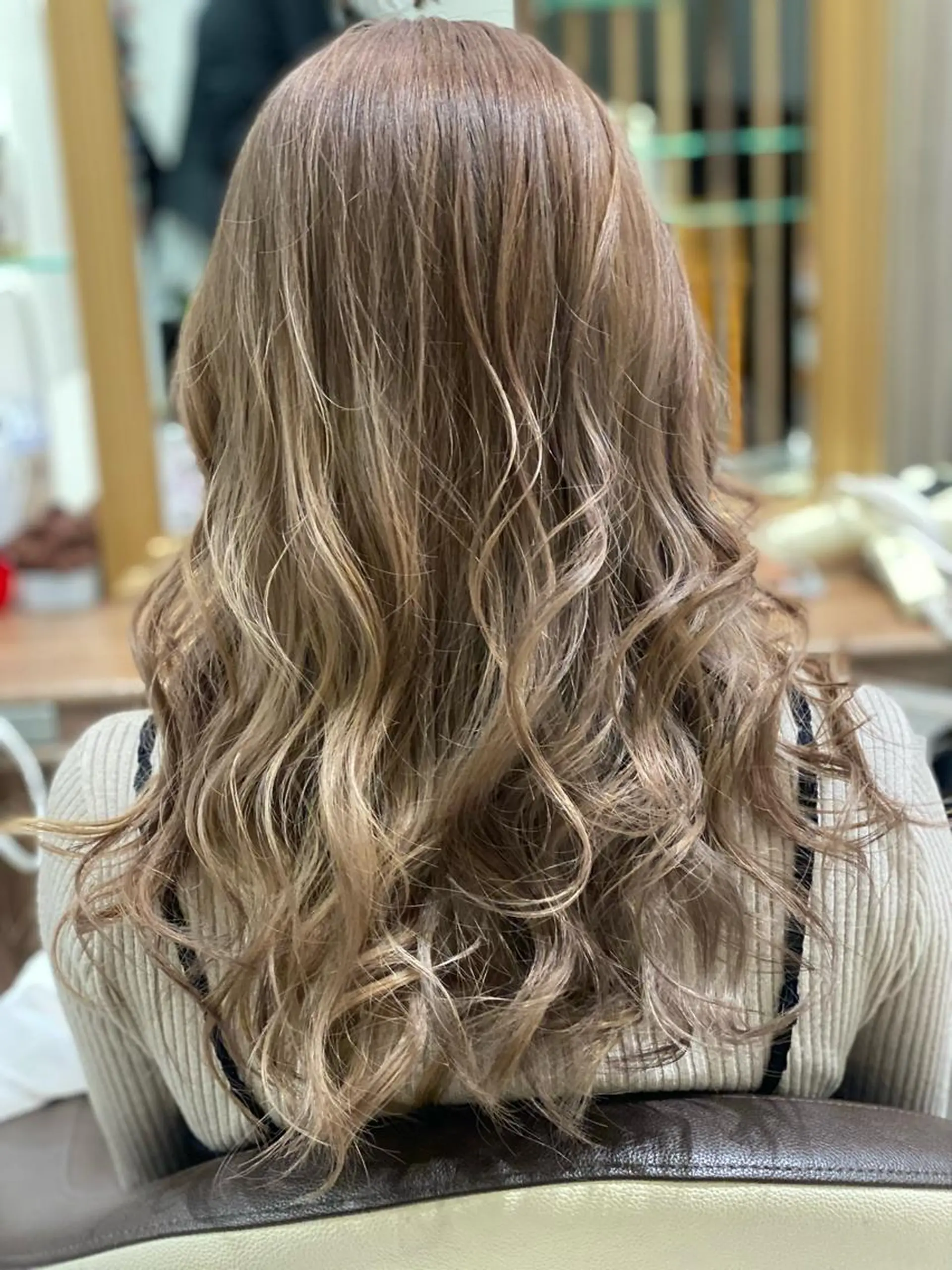 ロング カラー ヘアカラー トリートメント 💎大人ハイライト 💎上杉一也💎のヘアスタイル