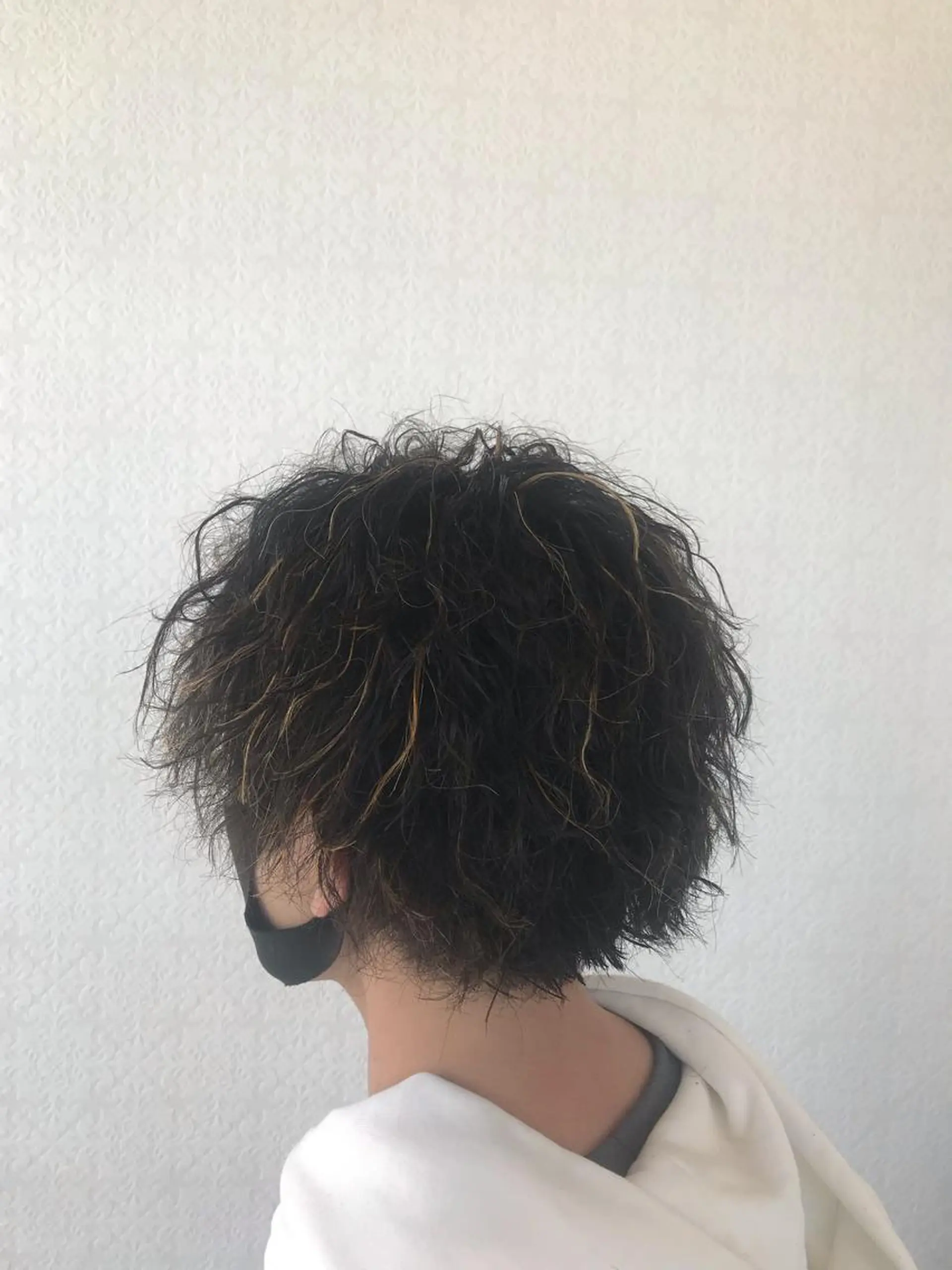 メンズ メンズハイライト メンズパーマ ヘアカラー トリートメント 豊田 恭平のヘアスタイル
