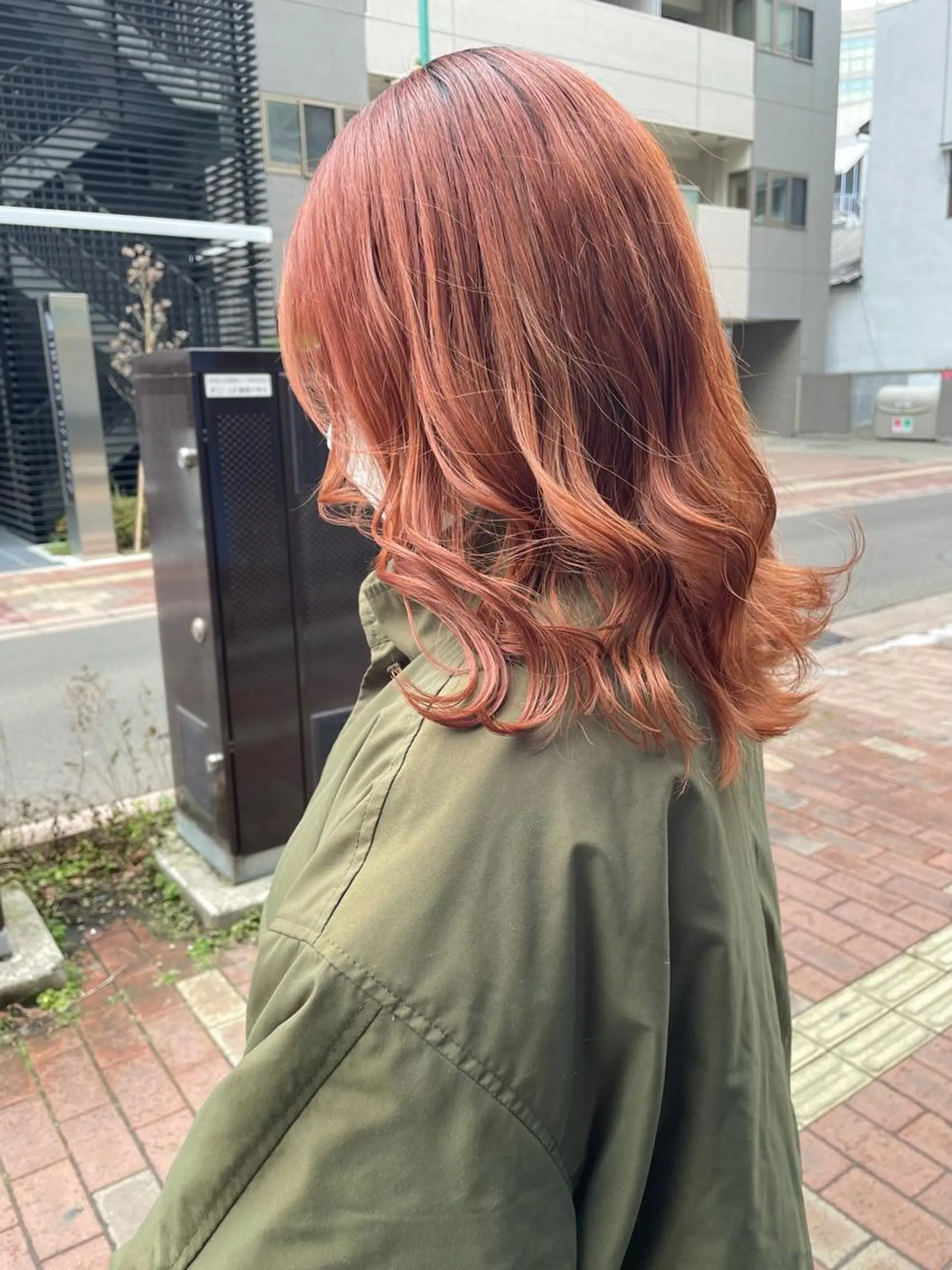 ミディアム カラー ヘアカラー トリートメント 佐藤 魁人のヘアスタイル