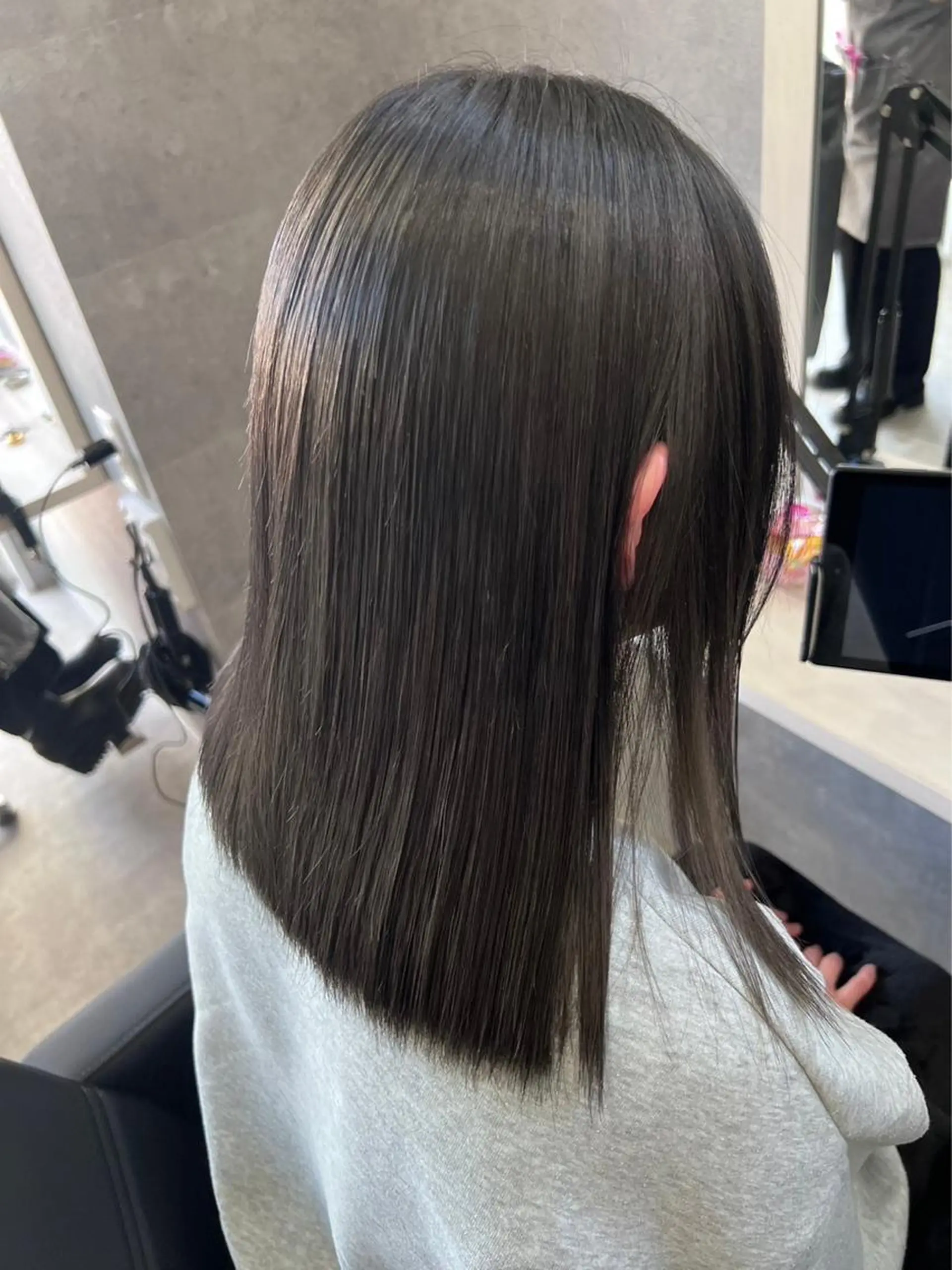ミディアム カラー シアン　橋本店所属・SHIAN 橋本 Daikiのヘアスタイル