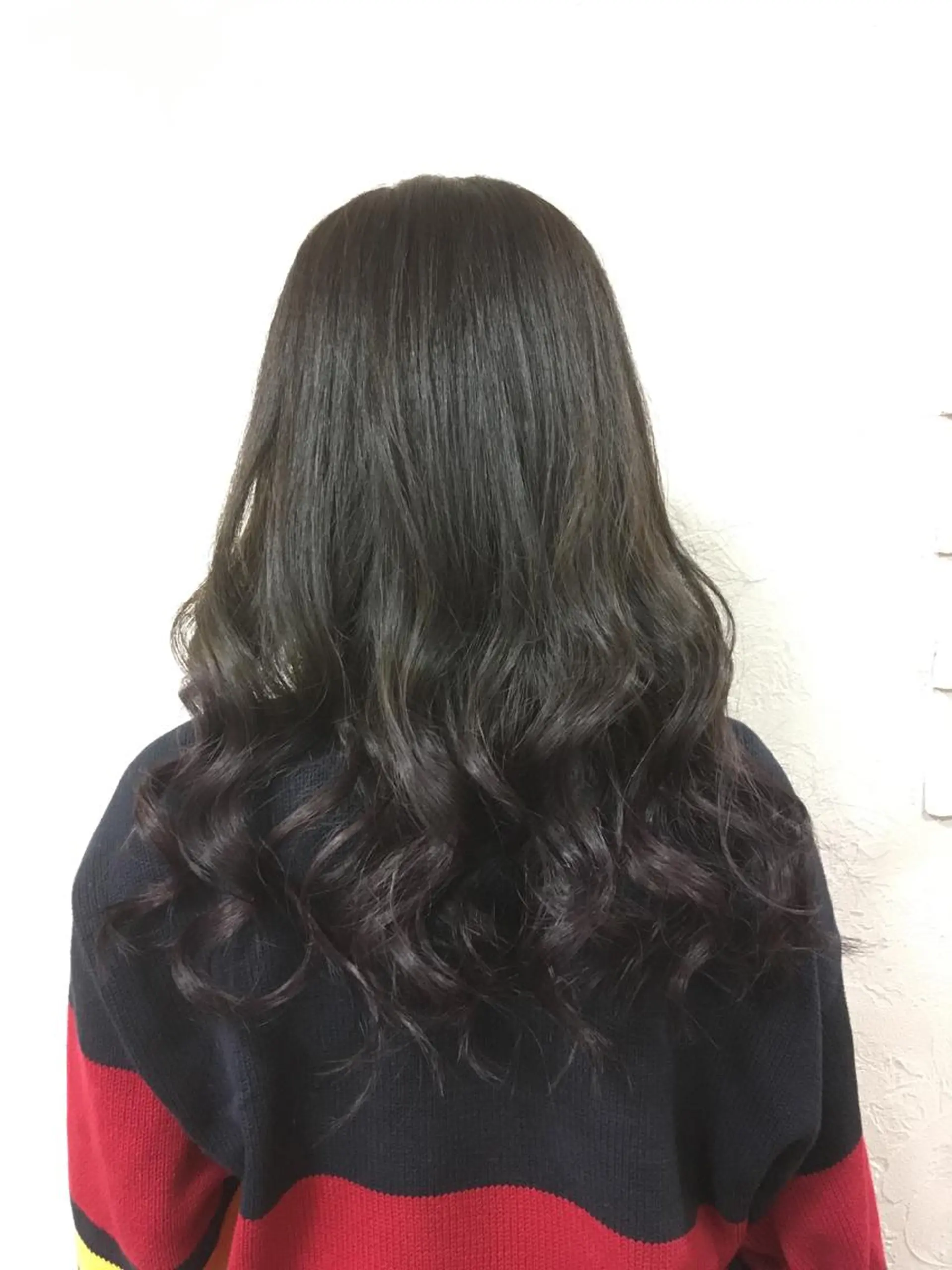 ロング カラー ヘアアレンジ グラデーションカラー グレージュ バイオレットカラー Lauburu  bat.hair渋谷2号店所属・. YUIのヘアスタイル