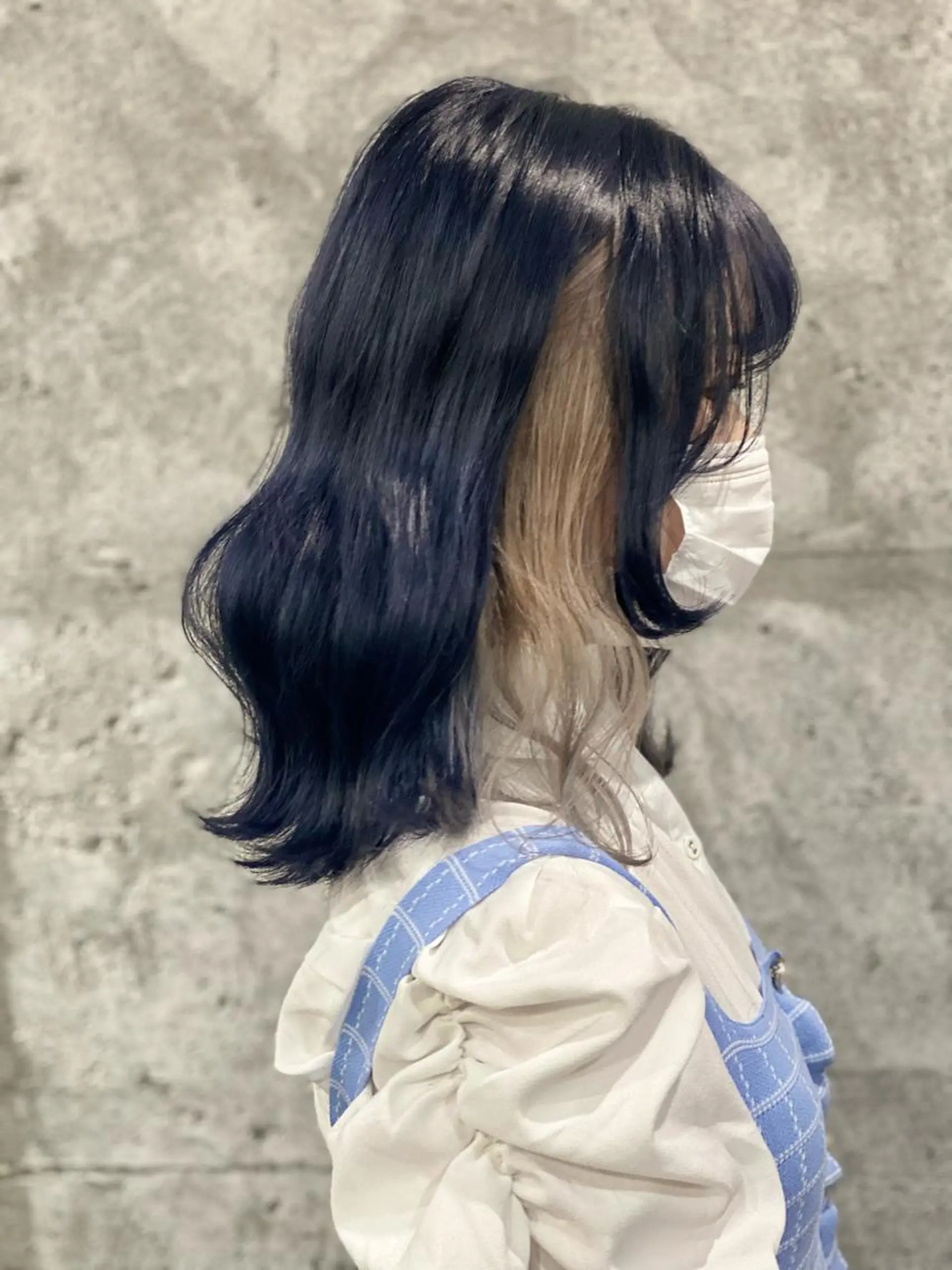 ミディアム カラー ヘアアレンジ ベージュカラー ブロンド ブロンドベージュ ブルーカラー ヘアカラー ［似合わせヘア］ ✂︎OGURO✂︎のヘアスタイル