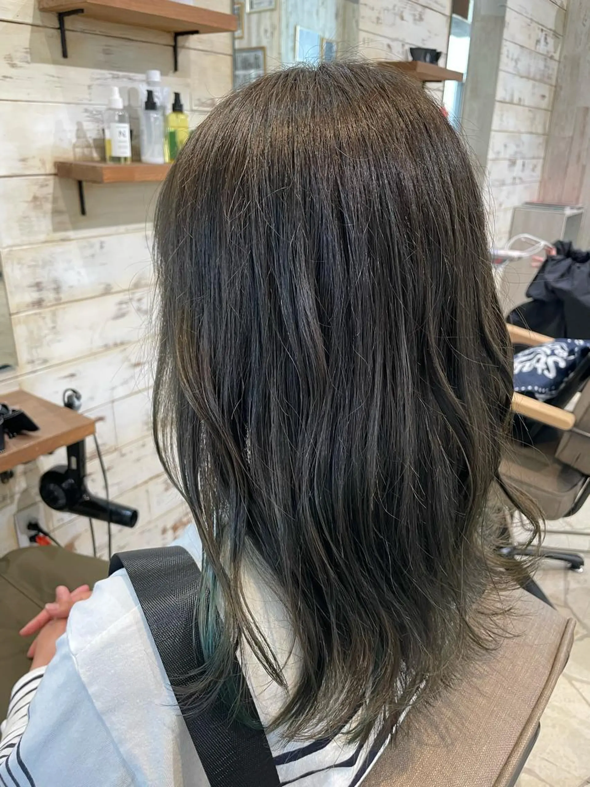 ミディアム カラー スリールヘアー所属・🖤nako/艶髪/ 透明感カラー🖤のヘアスタイル