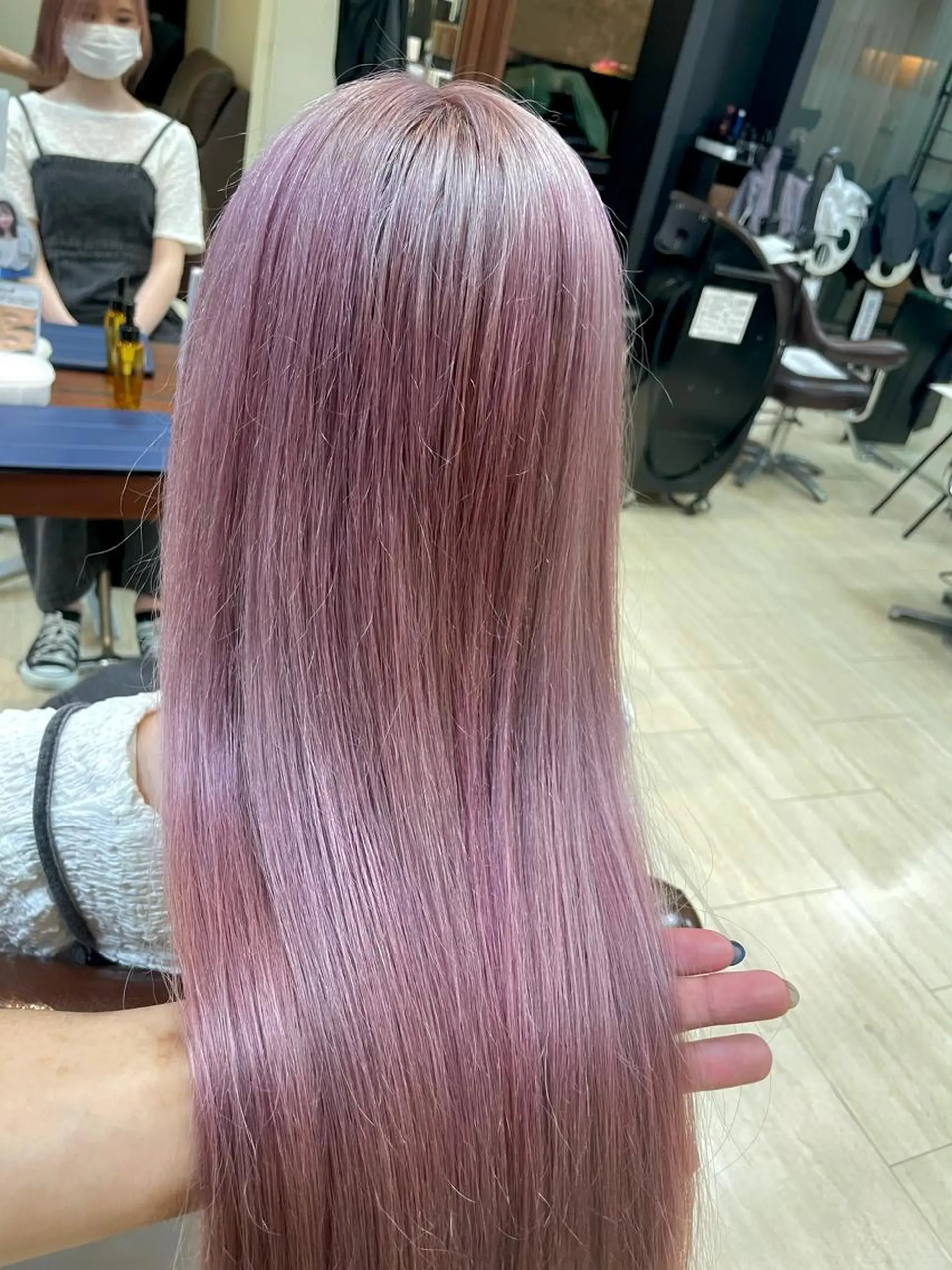 ロング カラー パーマ ヘアアレンジ メンズ メンズブリーチ ブリーチ ピンクカラー ヘアカラー トリートメント ヘッドスパ Hair make frei所属・メンズ専門美容師 堀井隼のヘアスタイル